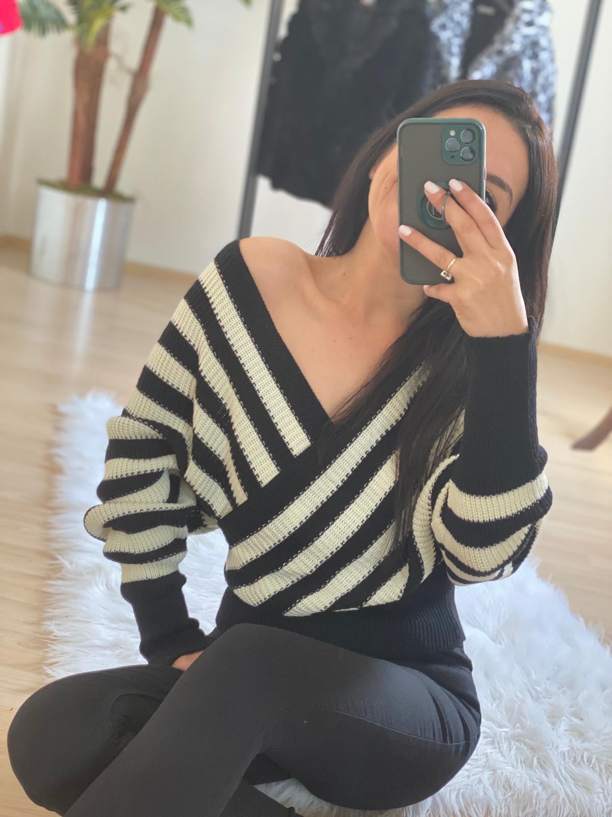 Zebra Desan  Zara Model V Kazak