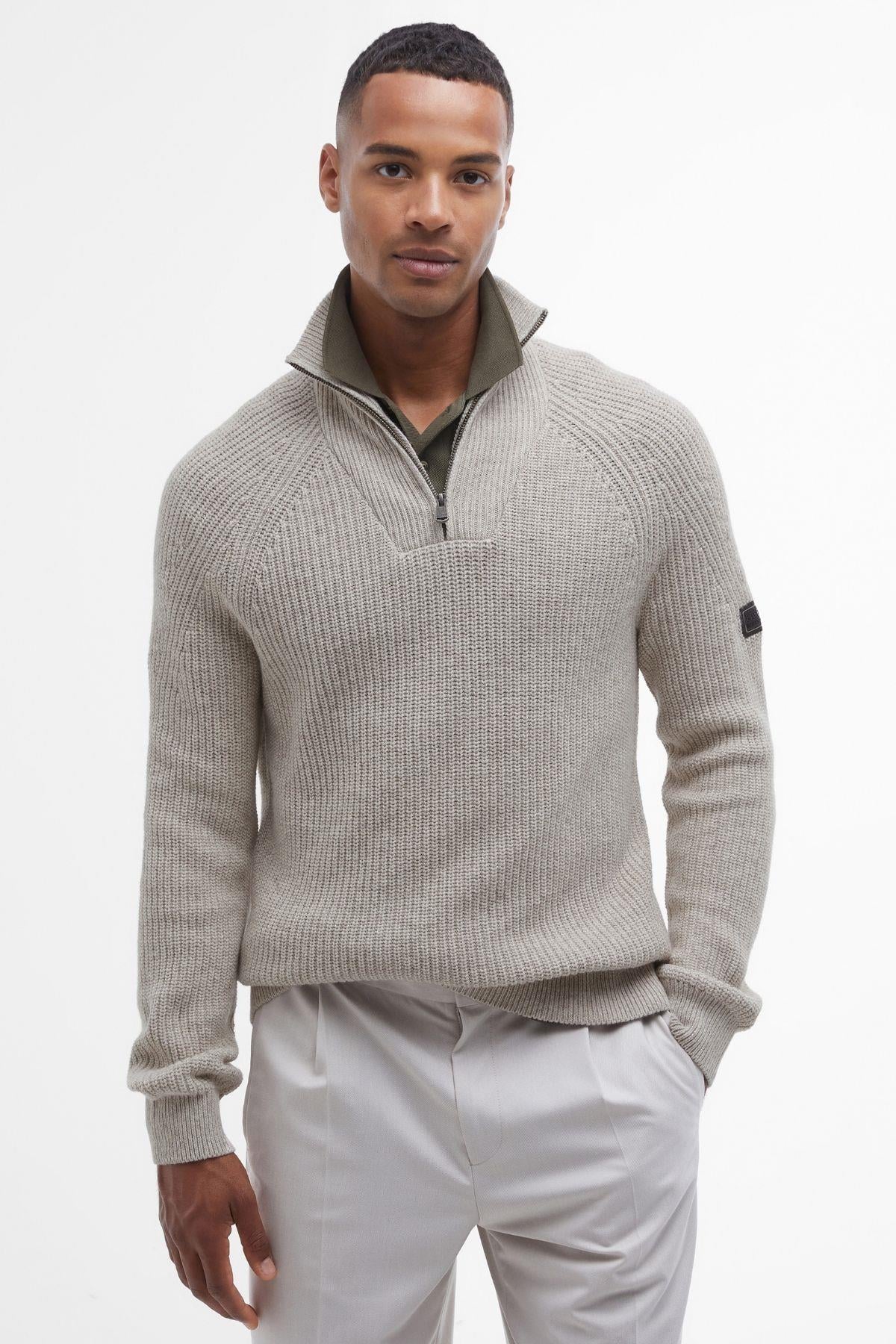 B.Intl Chester Funnel Kazak WH32 Whisper White