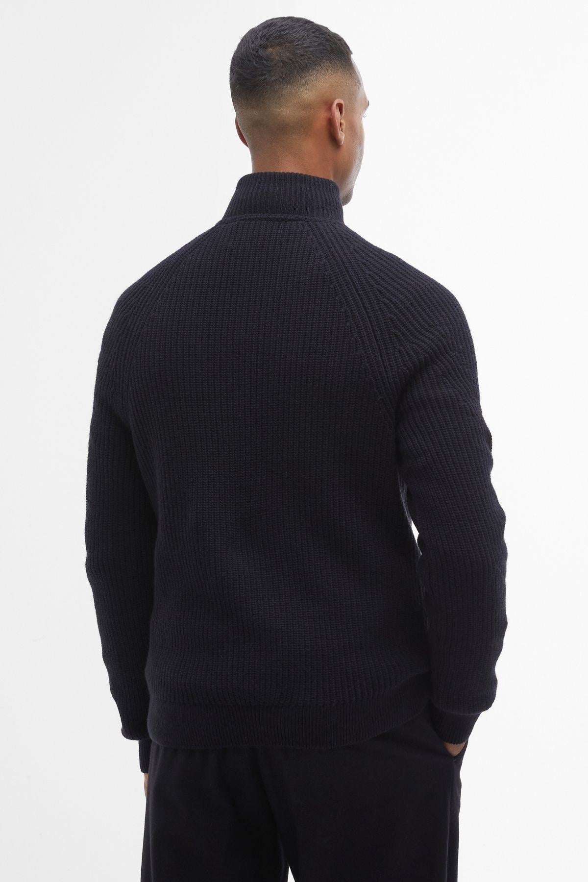 B.Intl Chester Funnel Kazak BK11 Black