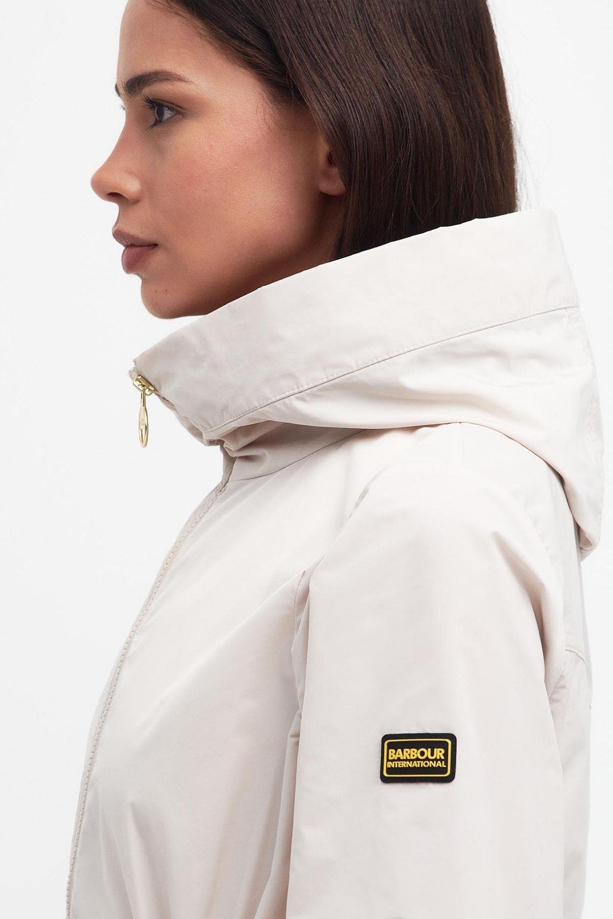 B.Intl Walker Showerproof Ceket BE11 White