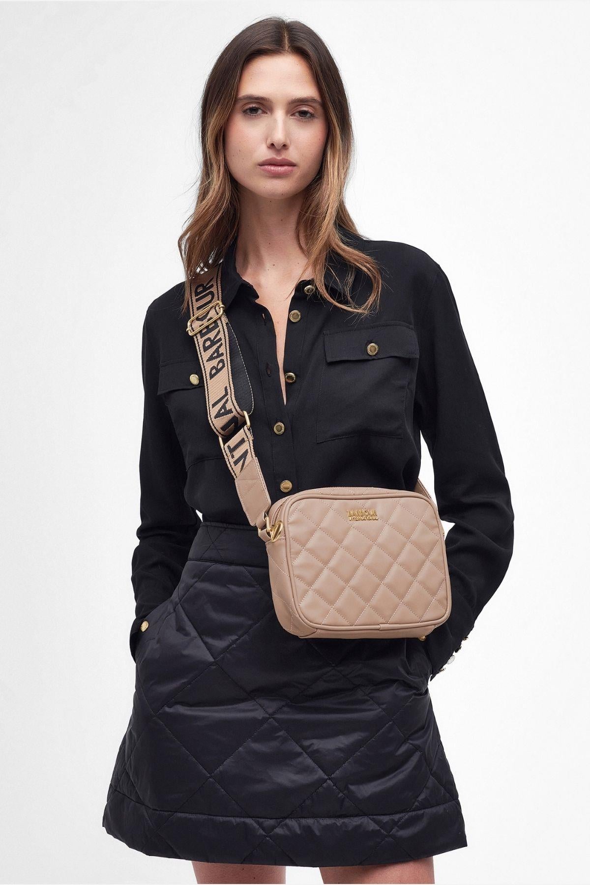 B.Intl Kapitone Sloane Çapraz Çanta CM31 Camel