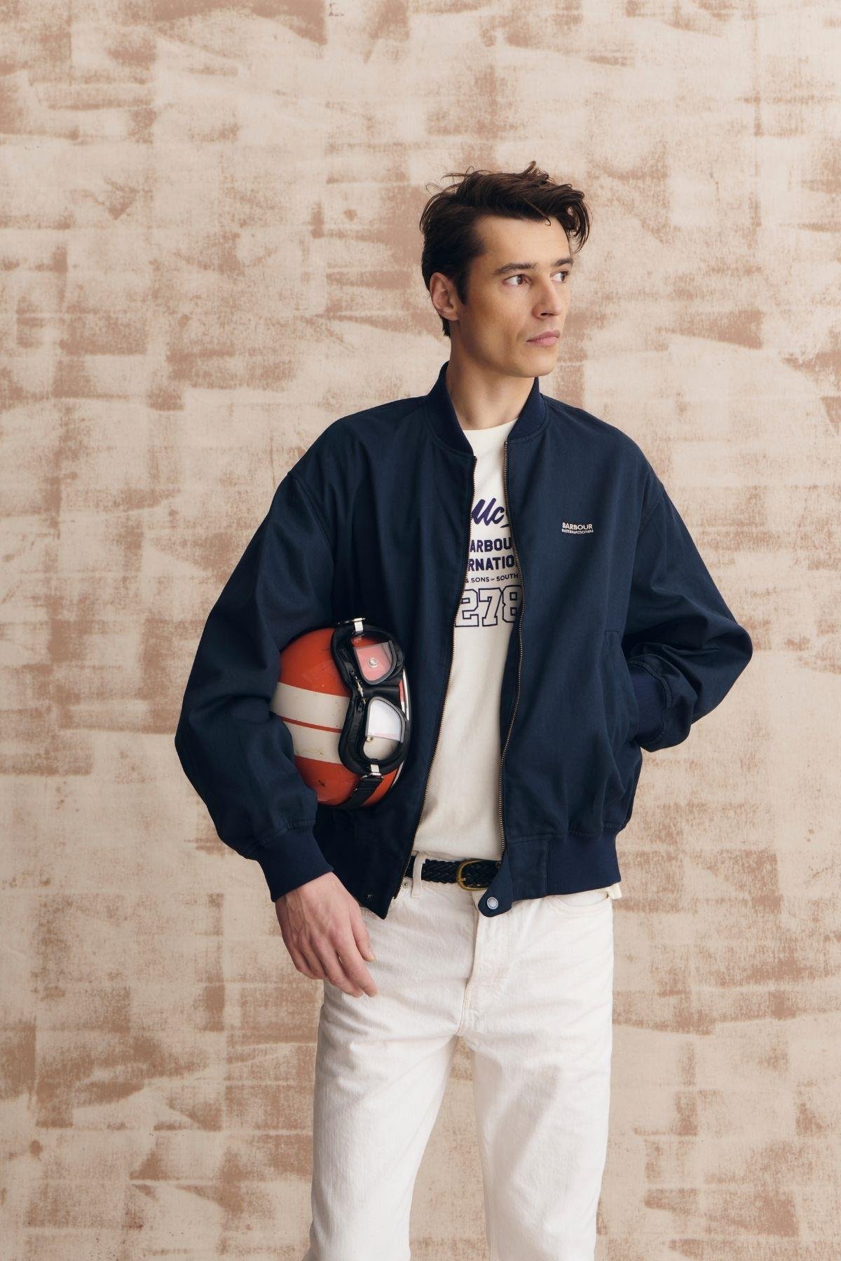 B.Intl Colman SMQ Graphic T-Shirt WH32 Whisper White