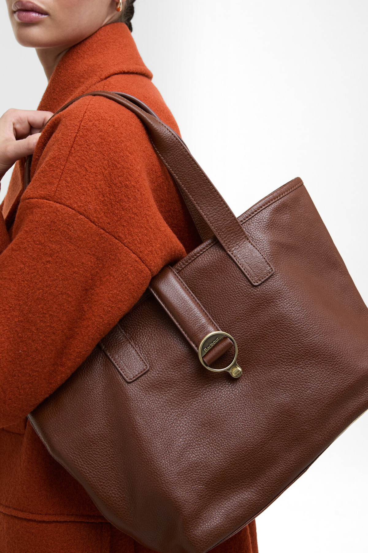 Barbour Alder Deri Kol Çantası BR11 Brown