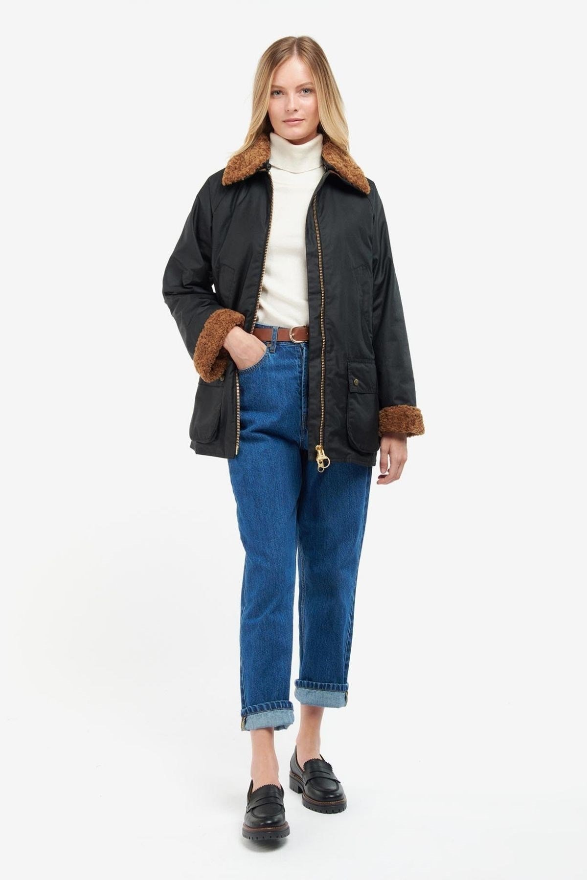 Barbour Carloway Yağlı Ceket BK71 Black