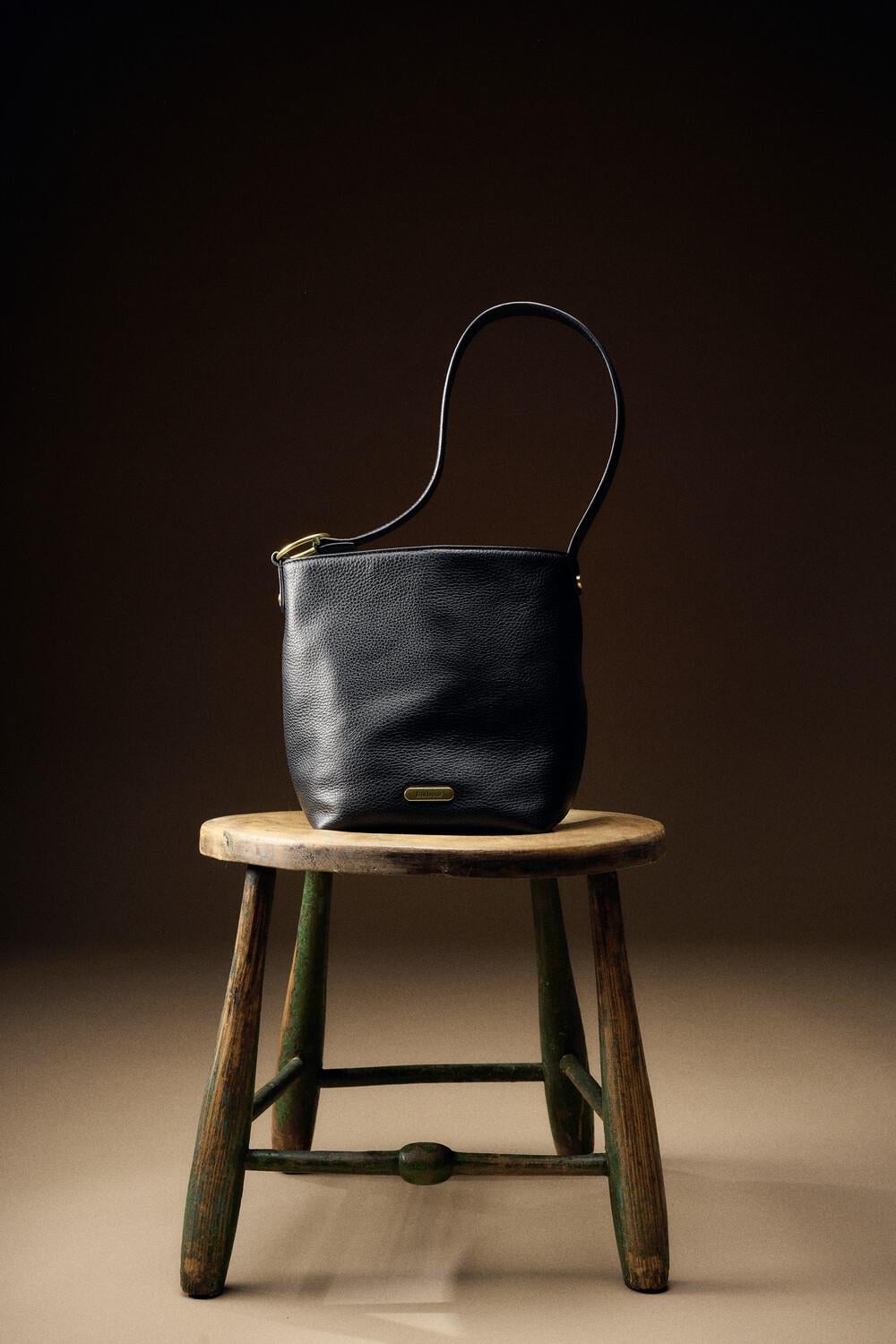 Barbour Cedar Deri Bucket Çanta BK11 Black