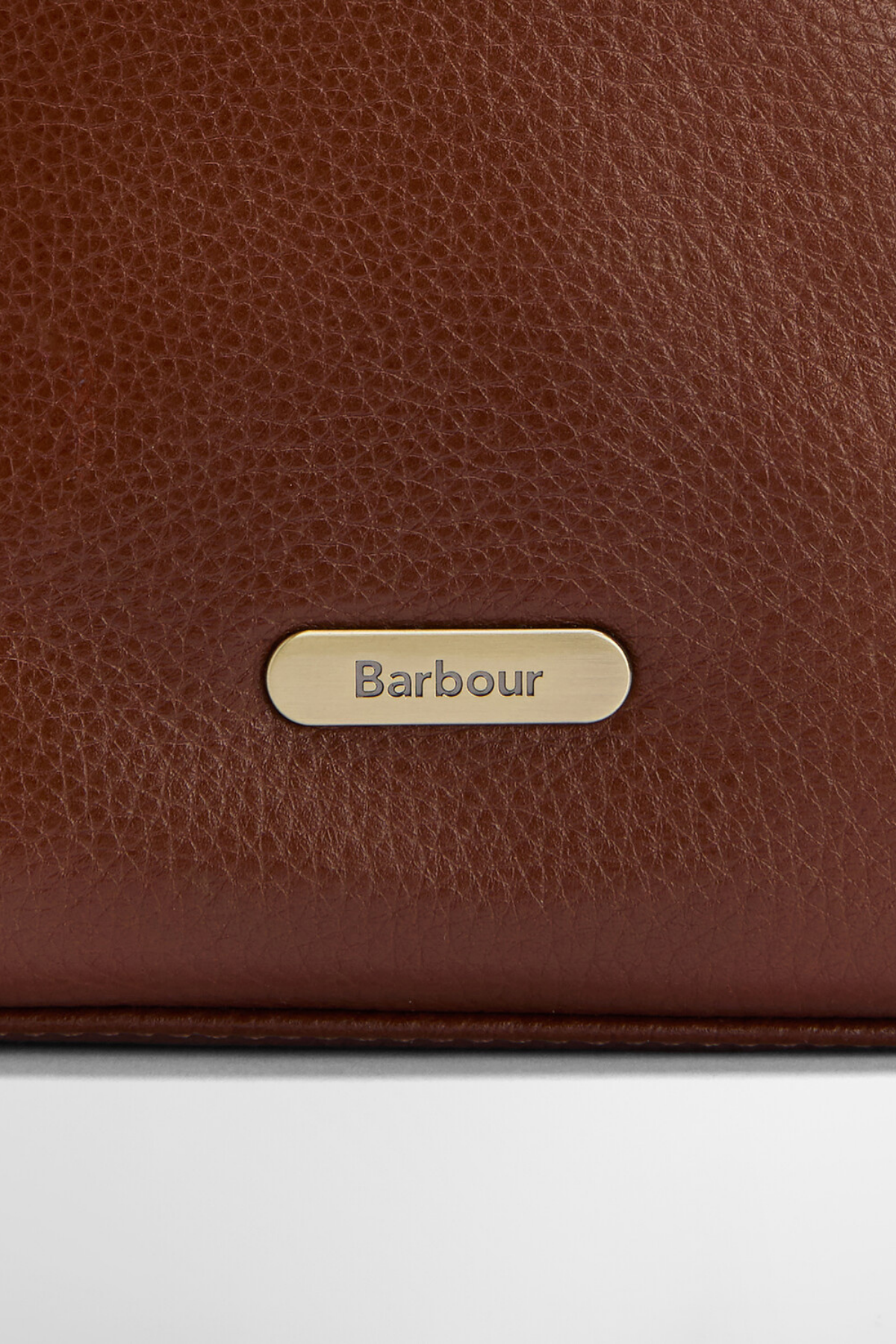 Barbour Cedar Deri Bucket Çanta BR11 Brown