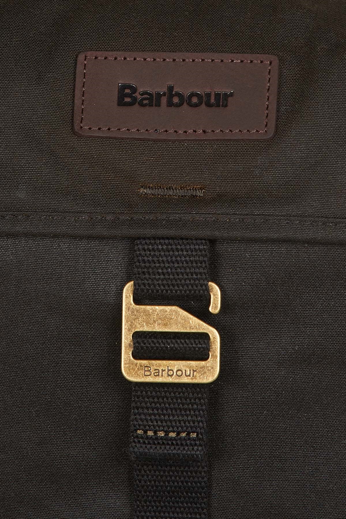 Barbour Essential Wax Sırt Çantası OL71 Olive