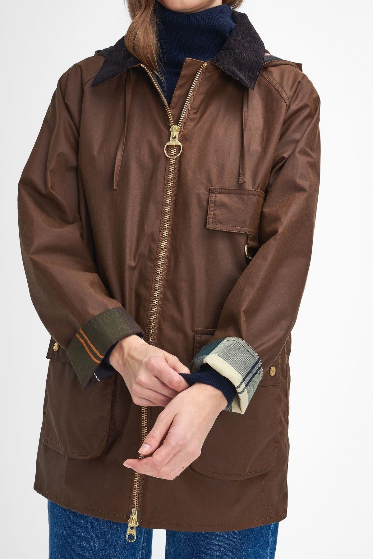 Barbour Highclere Yağlı Ceket BR31 Bark-Muted