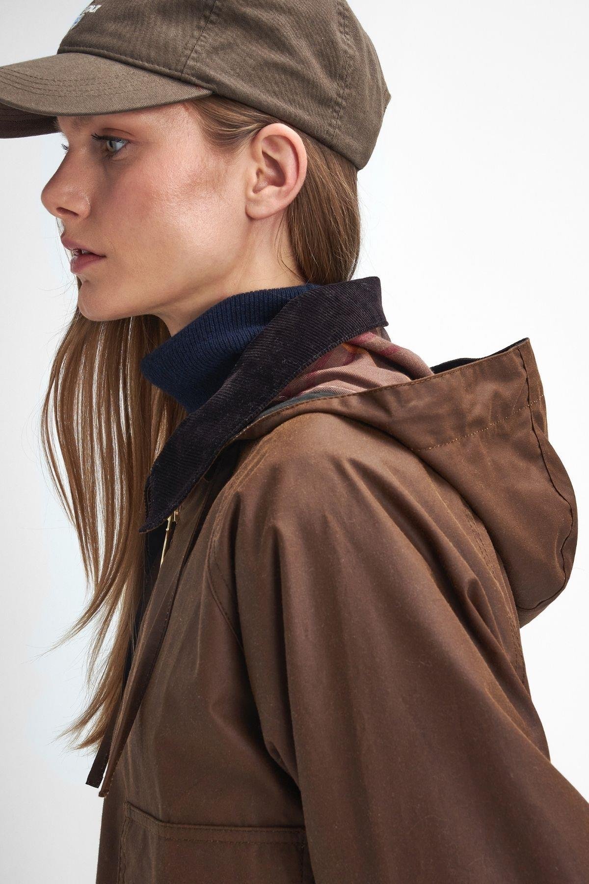 Barbour Highclere Yağlı Ceket BR31 Bark-Muted