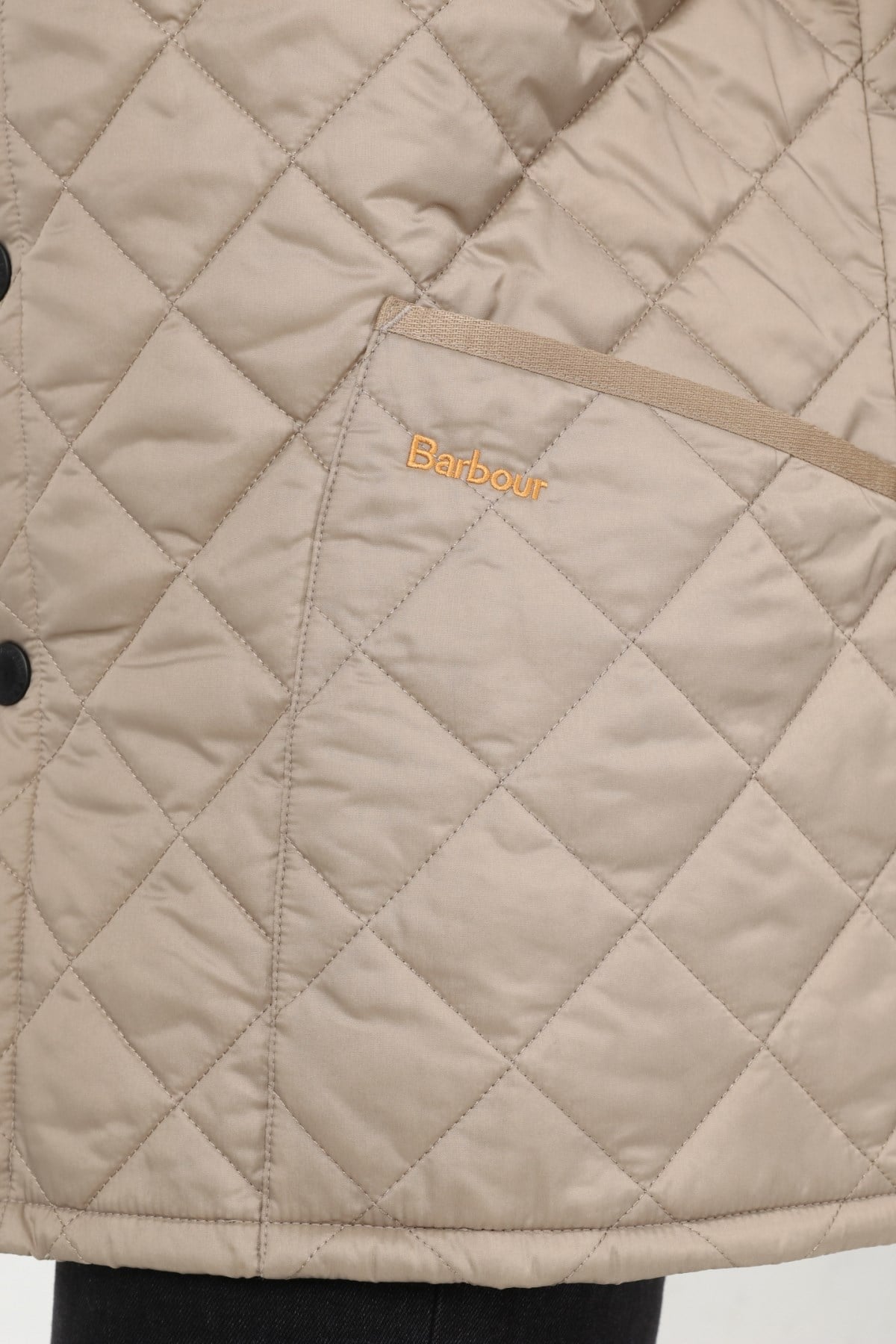 Barbour Liddesdale® Kapitone Regular Fit BE72 Beige