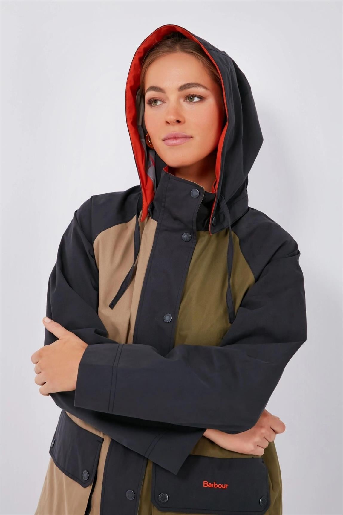 Barbour Lowland Patch Beadnell Waterproof Ceket NY91 Dk. Navy