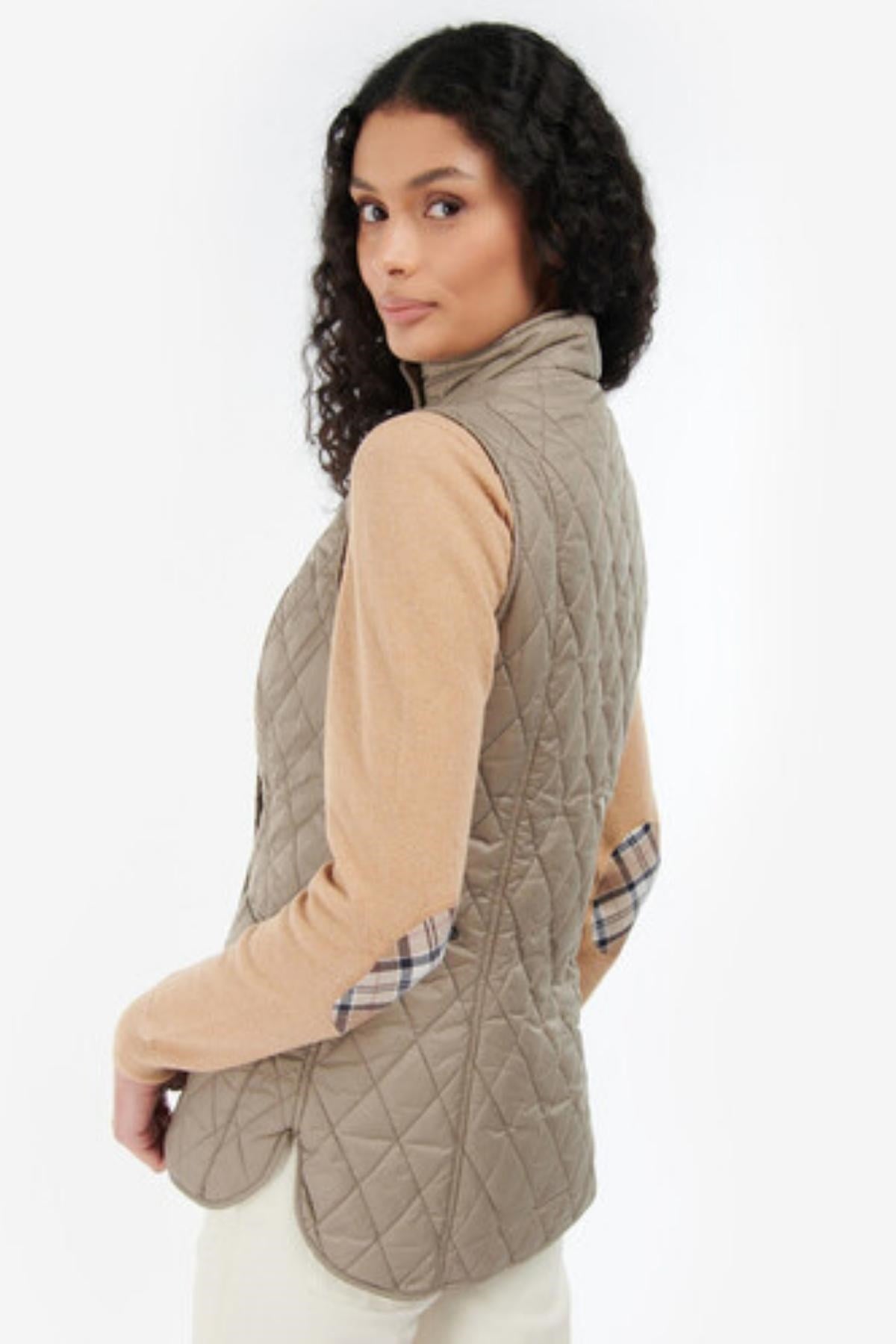 Barbour Otterburn Yelek BE91 Doeskin