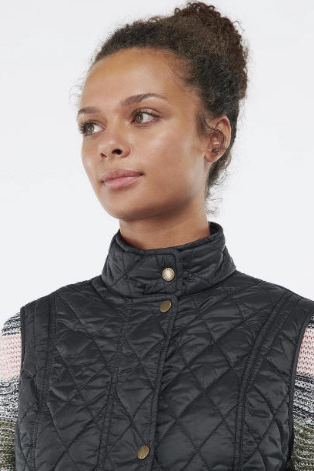 Barbour Otterburn Yelek BK11 Black