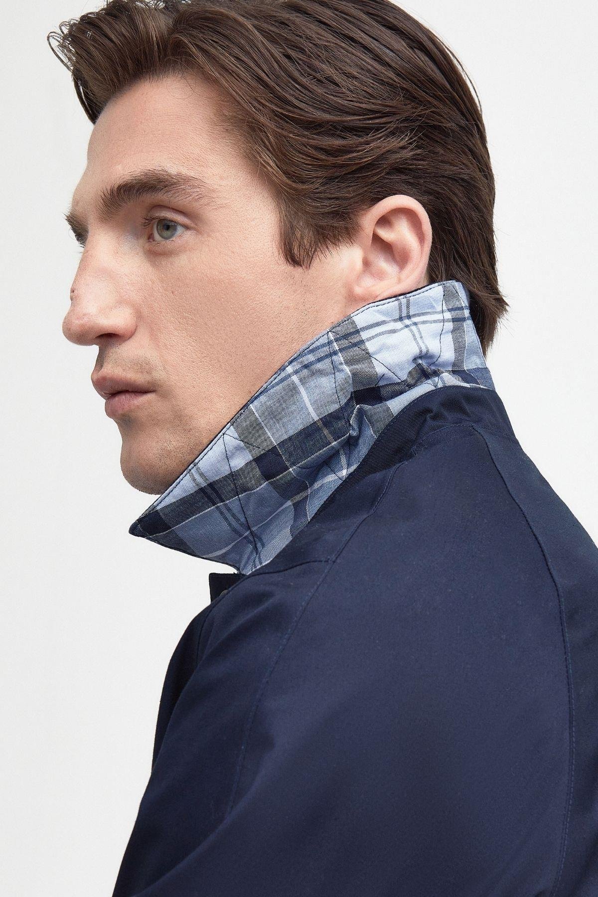 Barbour Rokig Lightweight Waterproof Ceket NY72 Navy/Berwick
