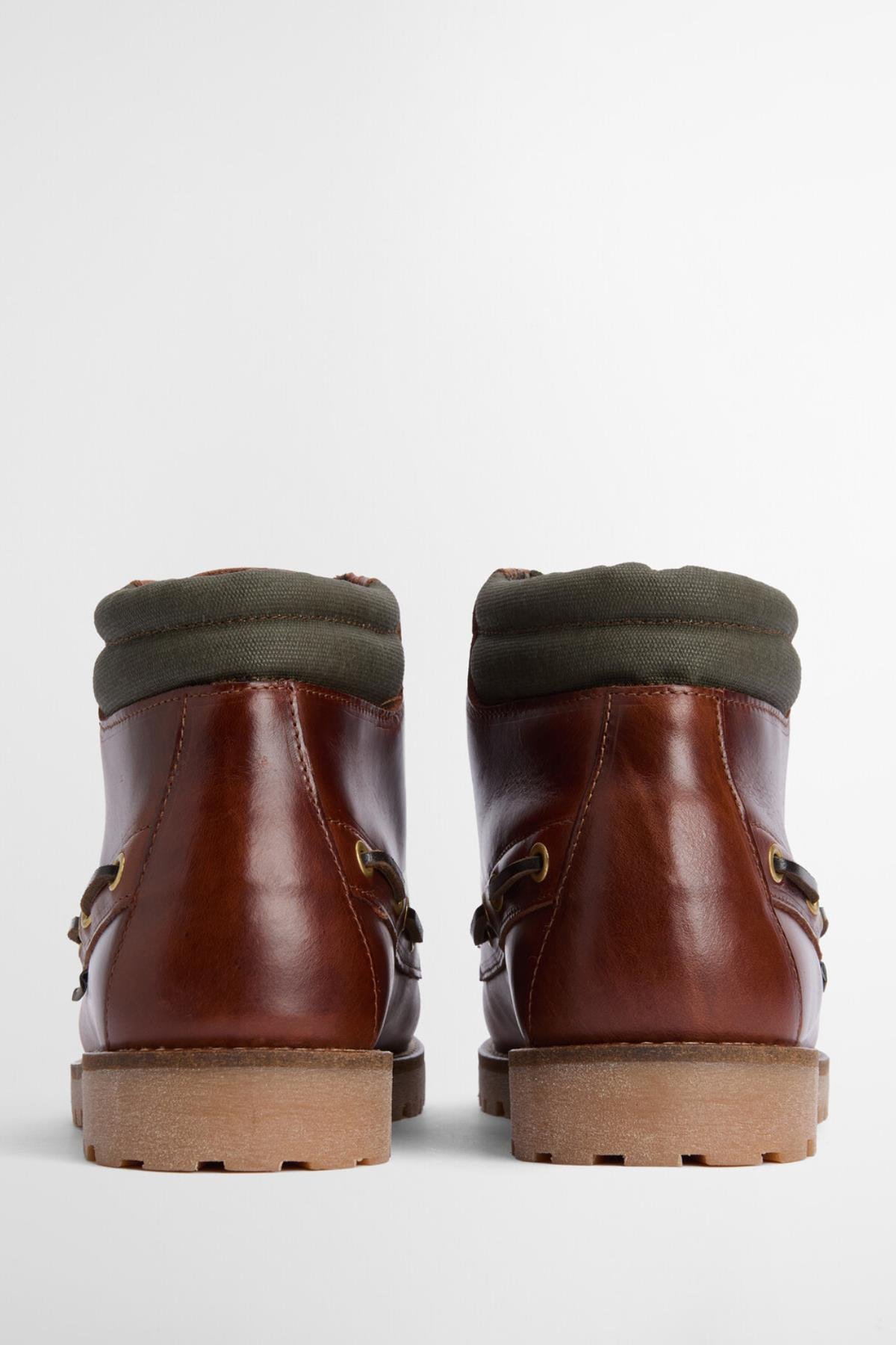 Barbour Tiller Moccasin Bot BR71 Mahogany