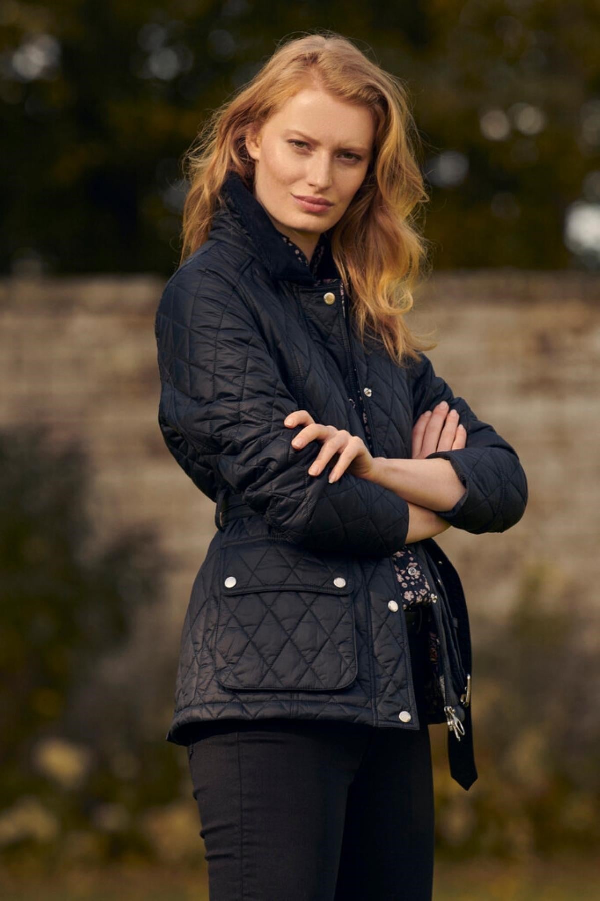 Barbour Trefoil Kadın Kapitone Ceket Black/Renaissance Floral