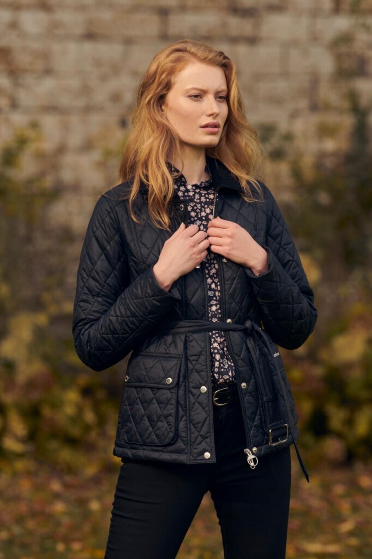 Barbour Trefoil Kadın Kapitone Ceket Black/Renaissance Floral