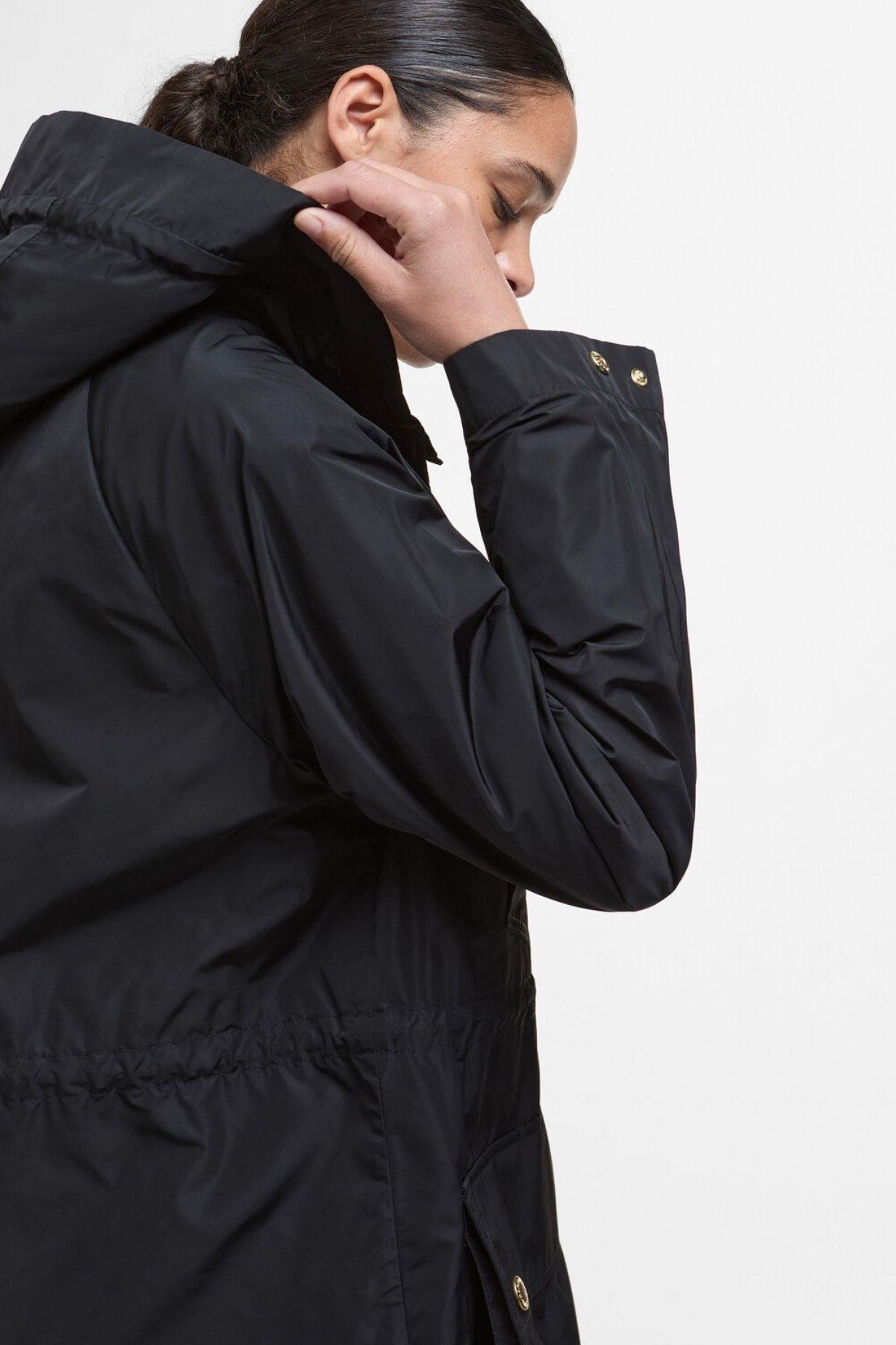 Barbour Una Showerproof Ceket BK11 Black/Ancient