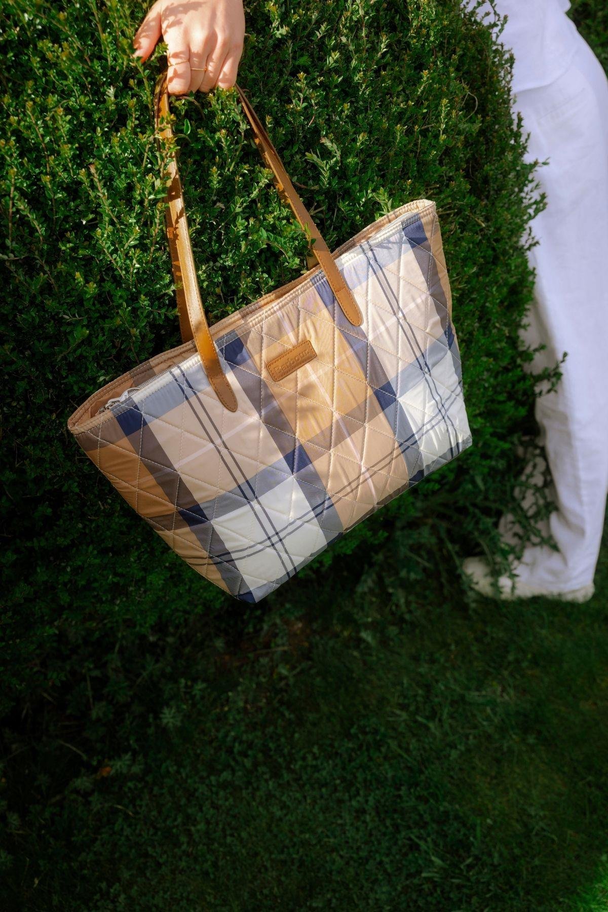 Barbour Wetherham Tartan Kol Çantası PI35 Primrose Hessian