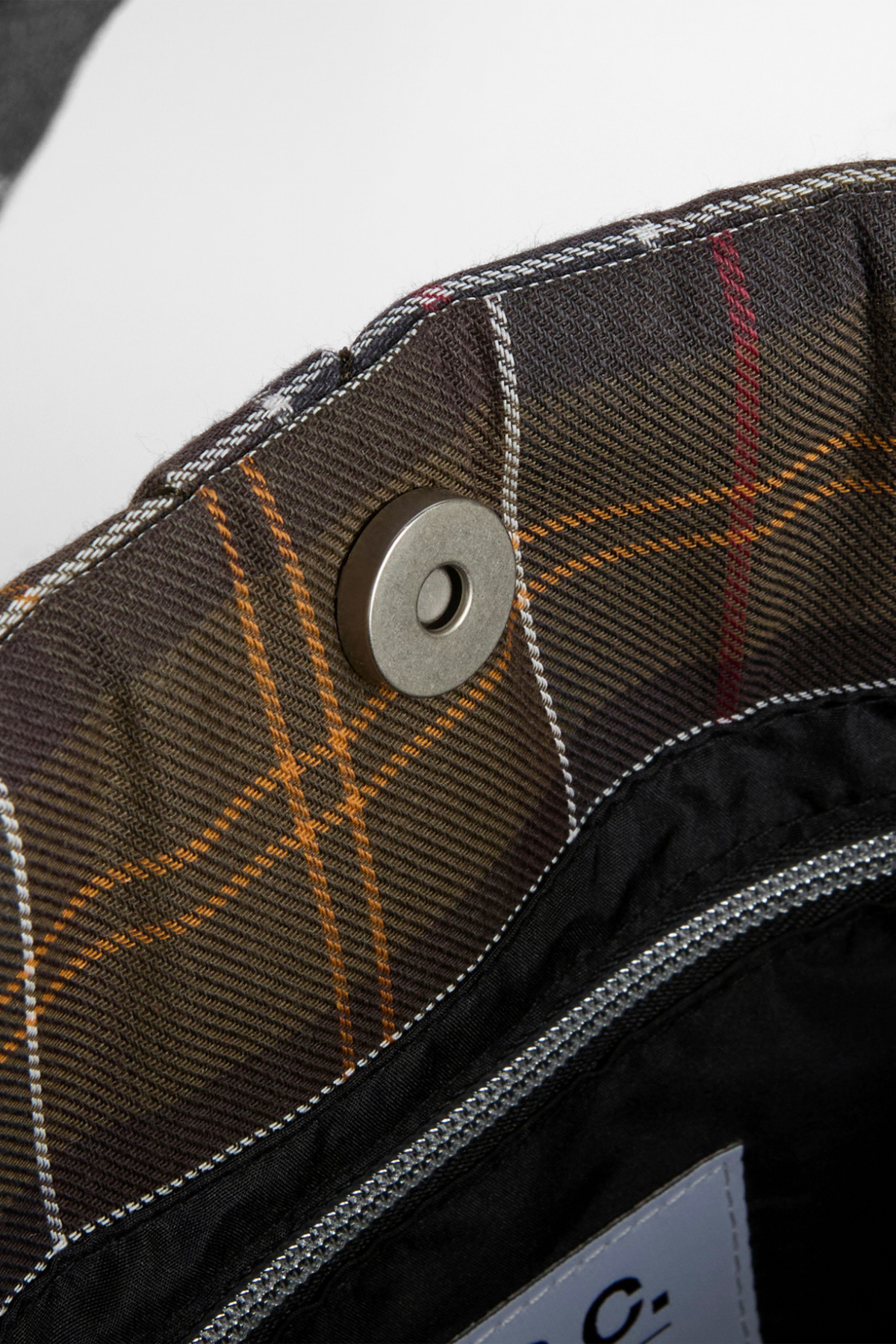Barbour x A.P.C. Classic Kapitone Çanta TN11 Classic Tartan