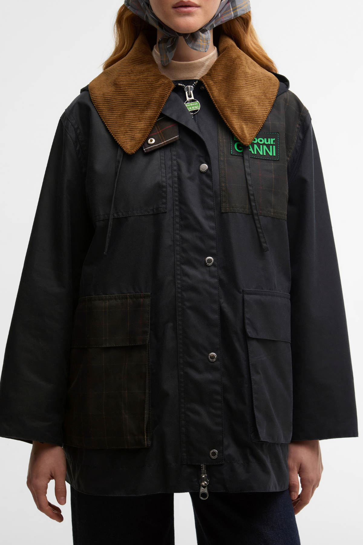 Barbour x Ganni Hooded Duffle Yağlı Ceket NY71 Navy - Classıc Tartan