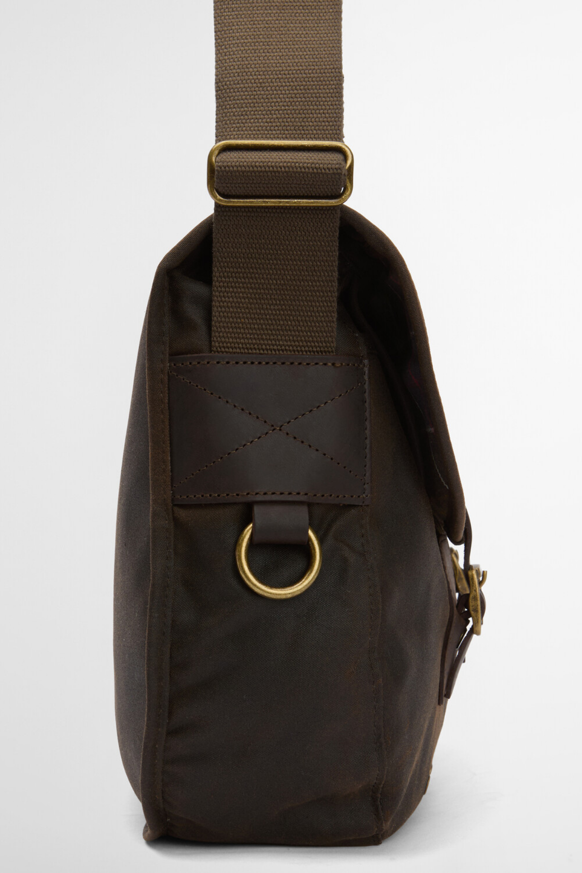 Barbour Yağlı Deri Tarras Postacı Çantası OL71 Olive