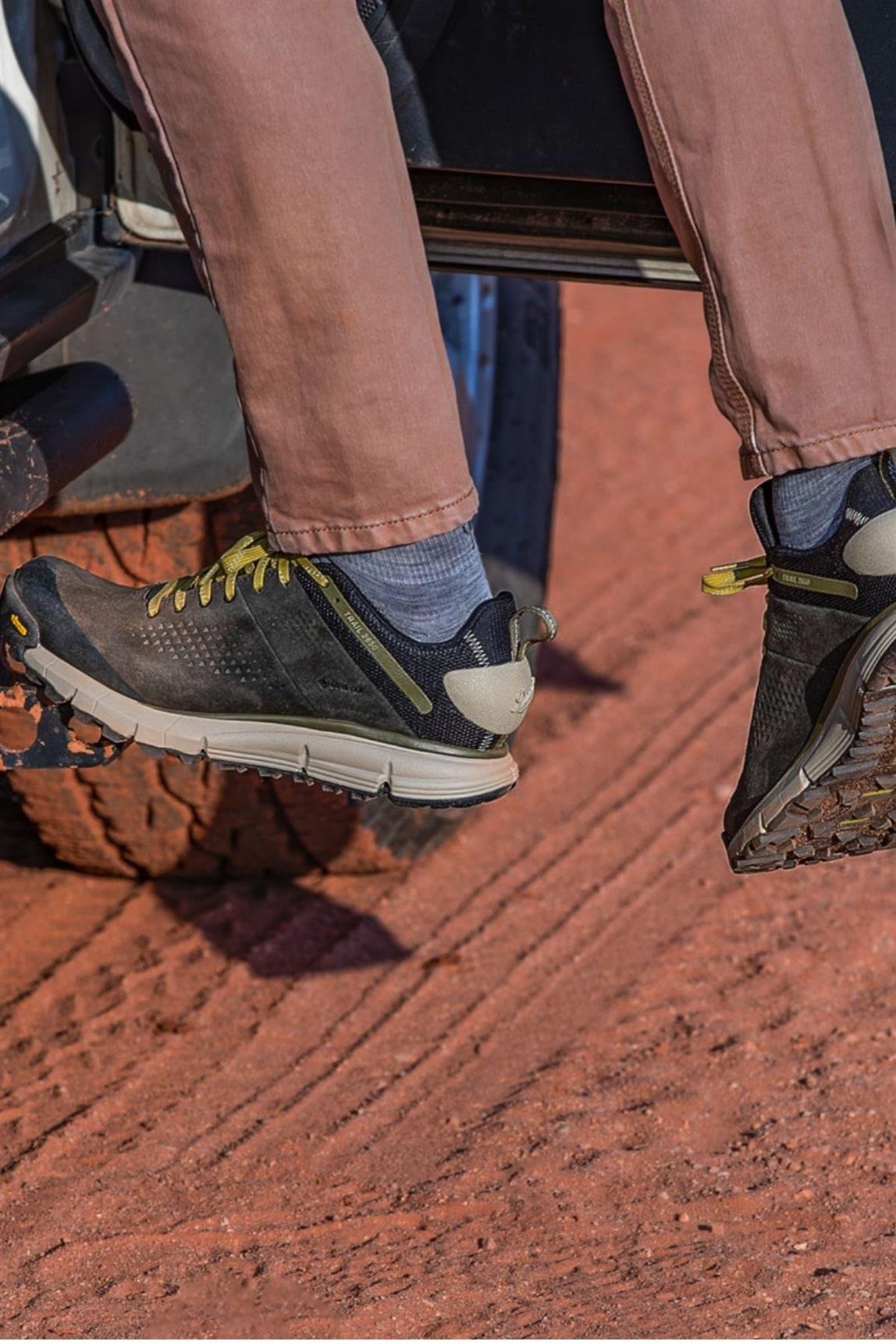 Danner Erkek Trail 2650 Campo Spor Ayakkabı Black Olive/Flax Yellow