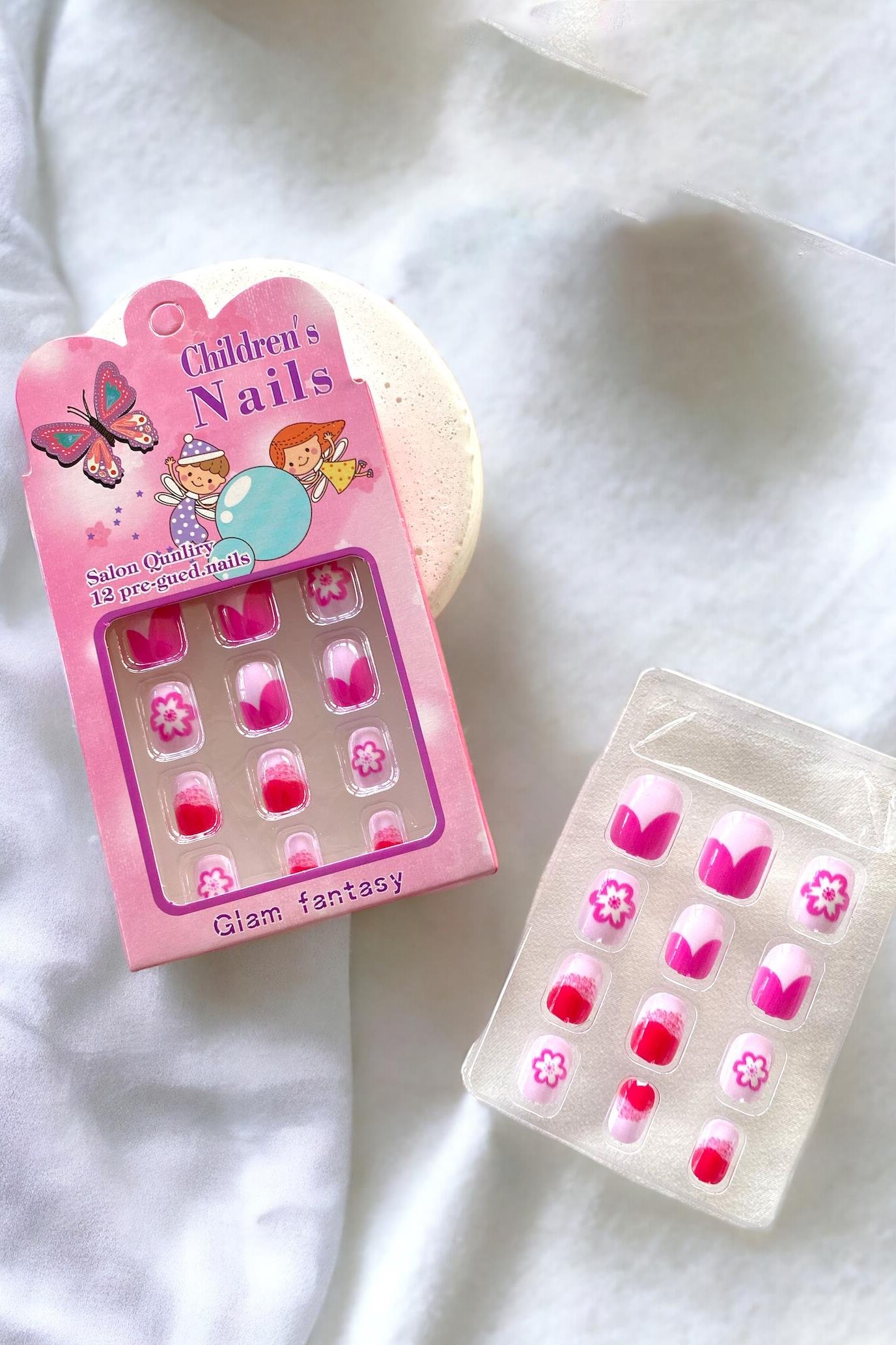 12'li Pembe Renk Çiçek Figürlü Çocuk Tırnak