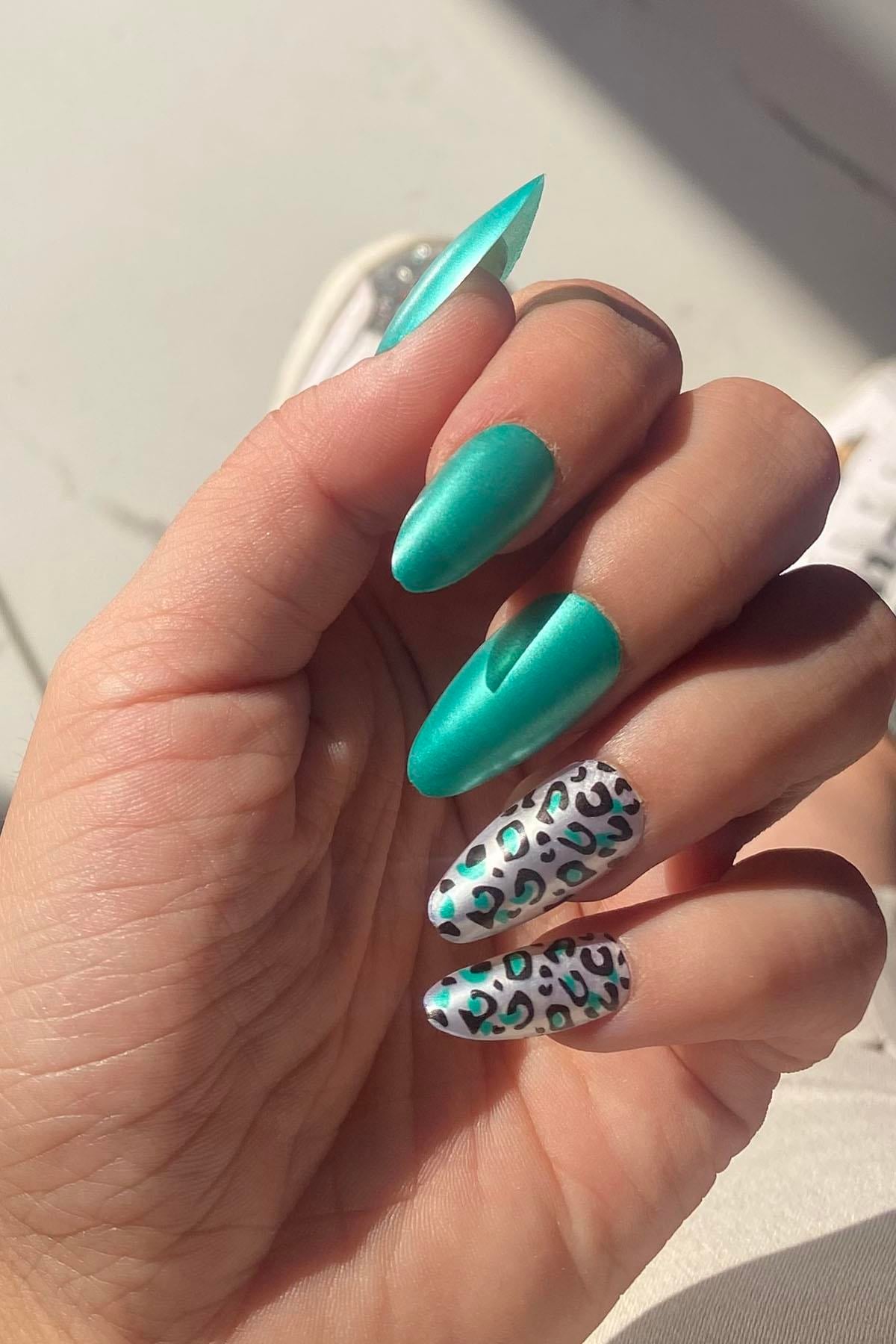 12'li Yeşil Renk Leopar Nail Art Figürlü Takma Tırnak Seti (Yapıştırıcılı)