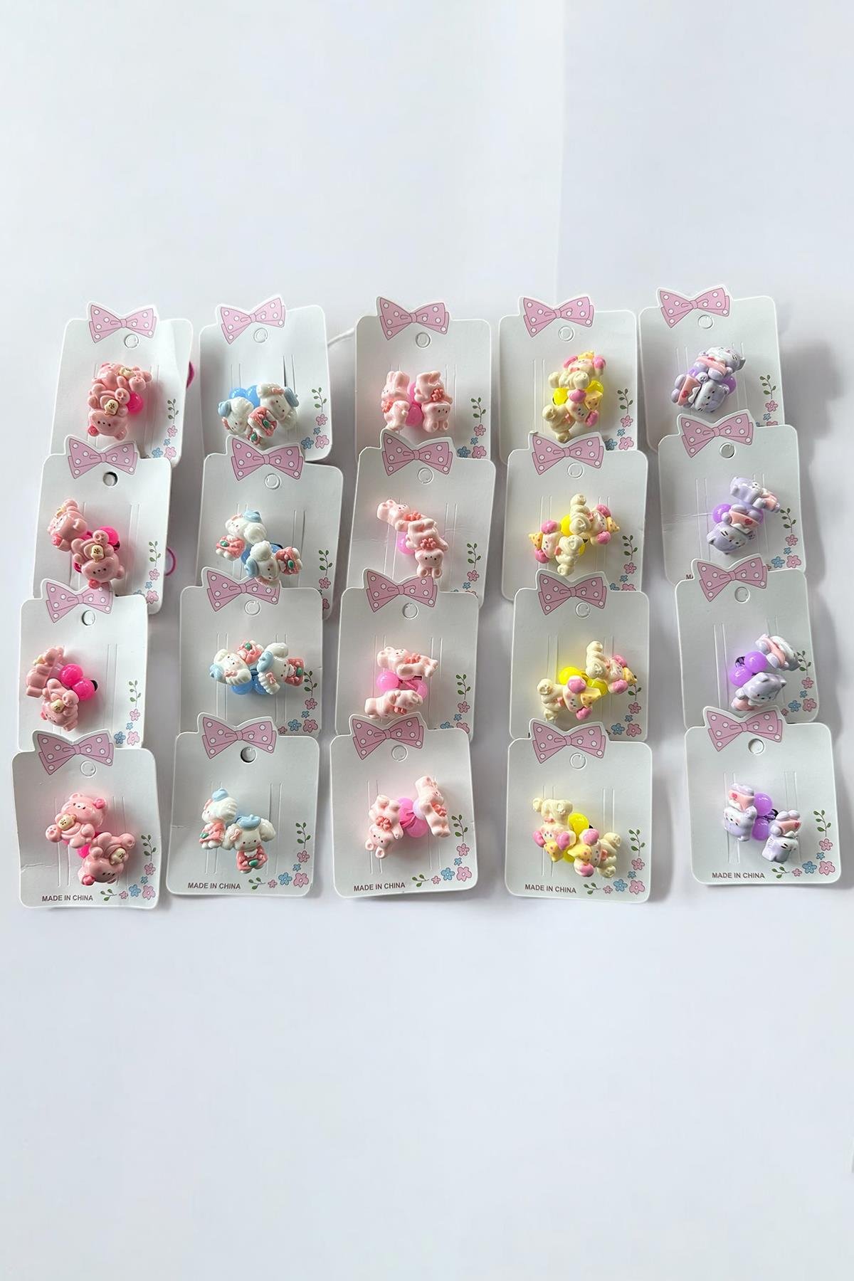 20'li Karışık Renk Hayvan Figürlü Lastik Toka Set