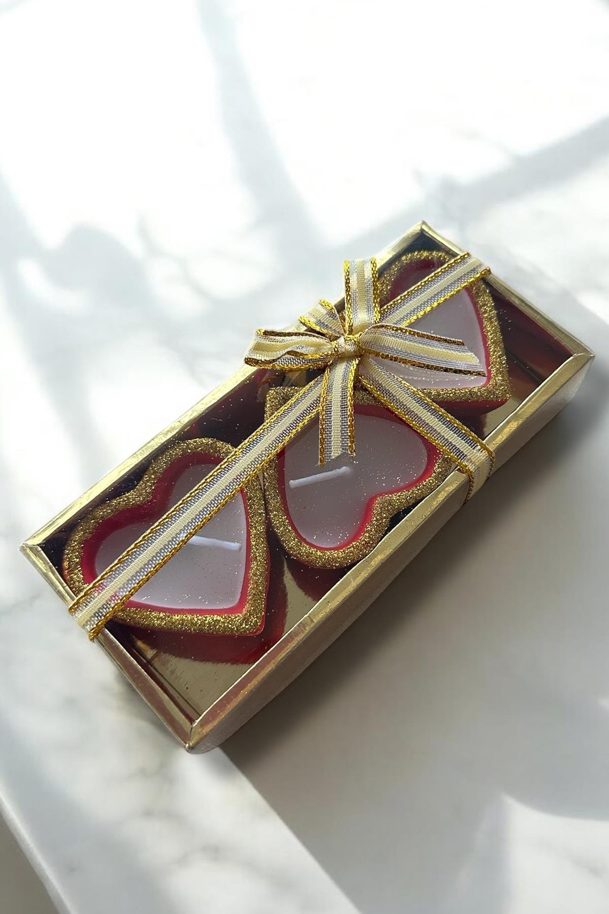 3'lü Kırmızı Renk Kalp Figürlü Mum