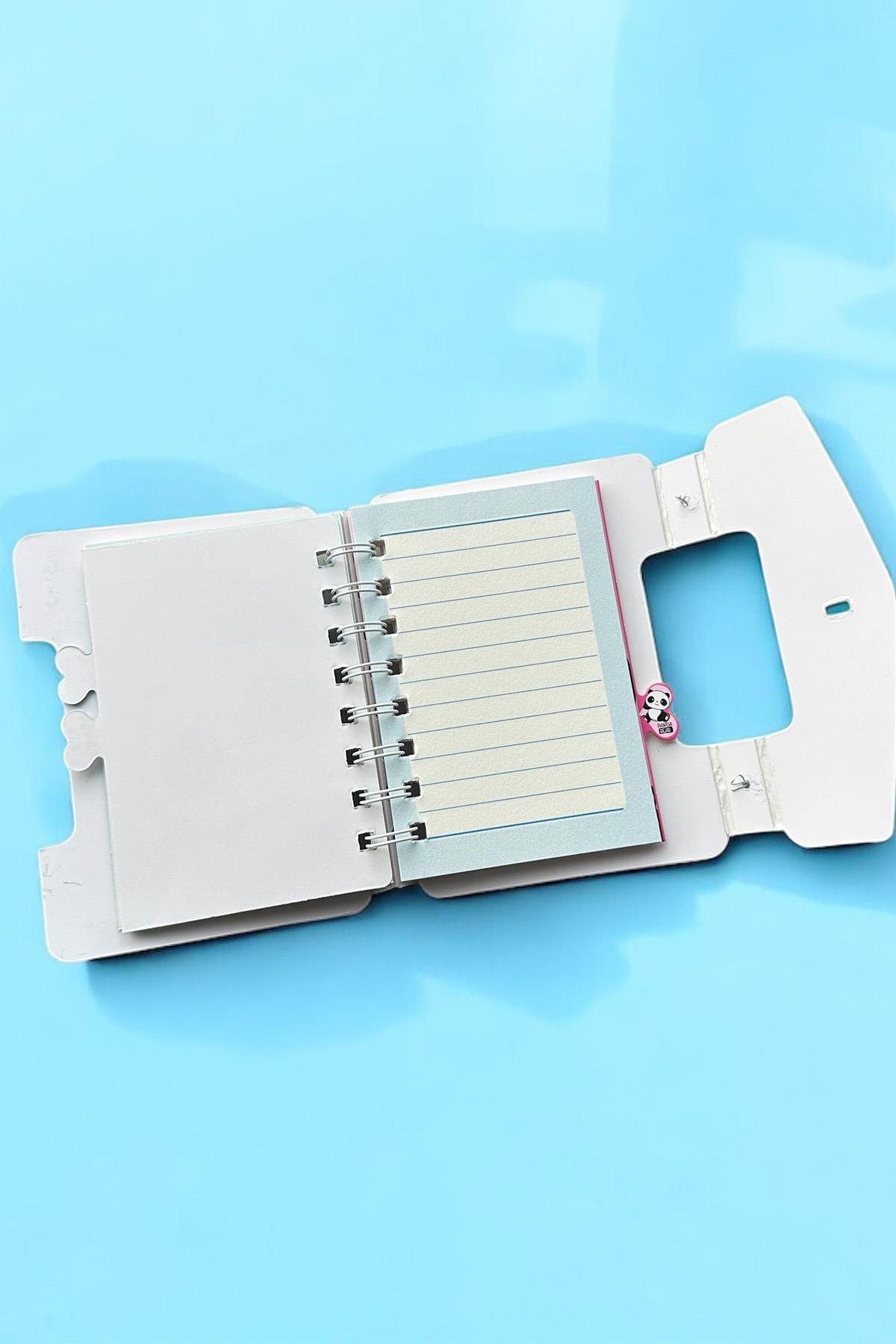 Açık Mavi Renk Panda Figürlü Kilit Detaylı Not Defteri