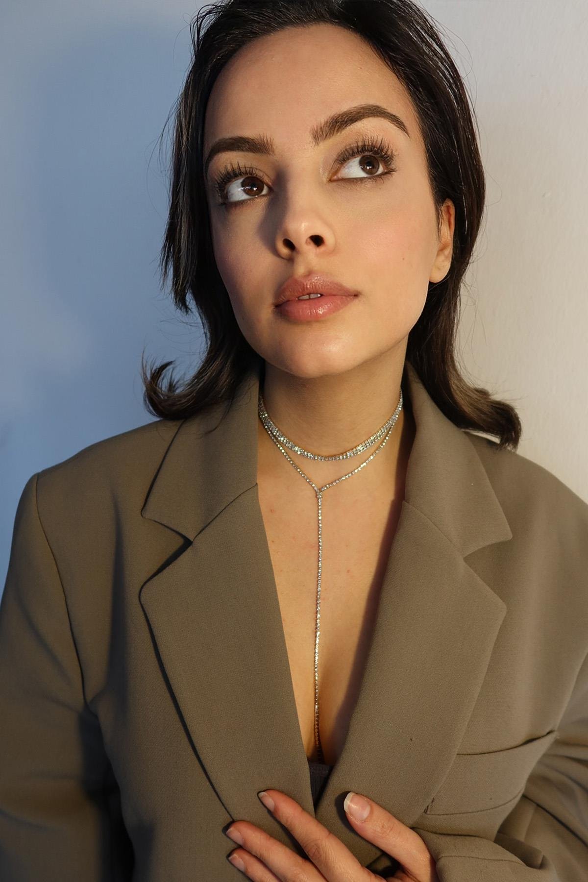 Altın Renk 3 Sıra Taş Detaylı Choker Kolye/ Vücut Aksesuarı