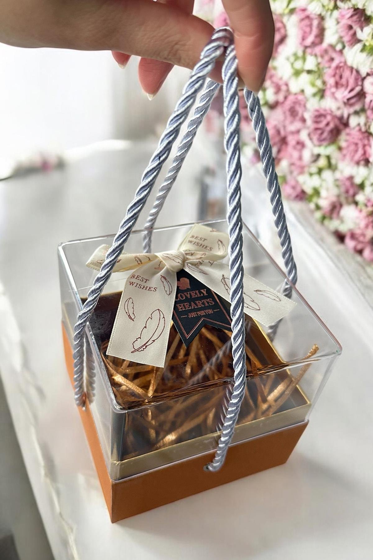 Altın Renk Hediye Kutusu