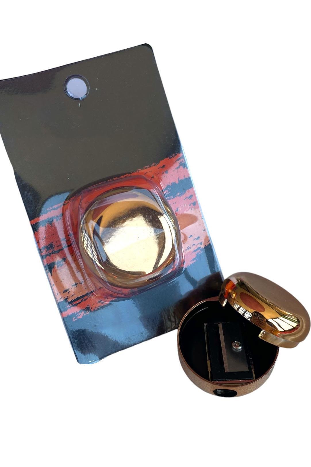 Altın Renk Kapaklı Kalemtıraş