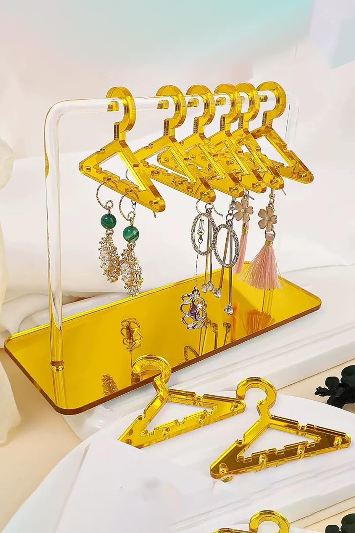 Altın Renk Takı Organizeri / Standı