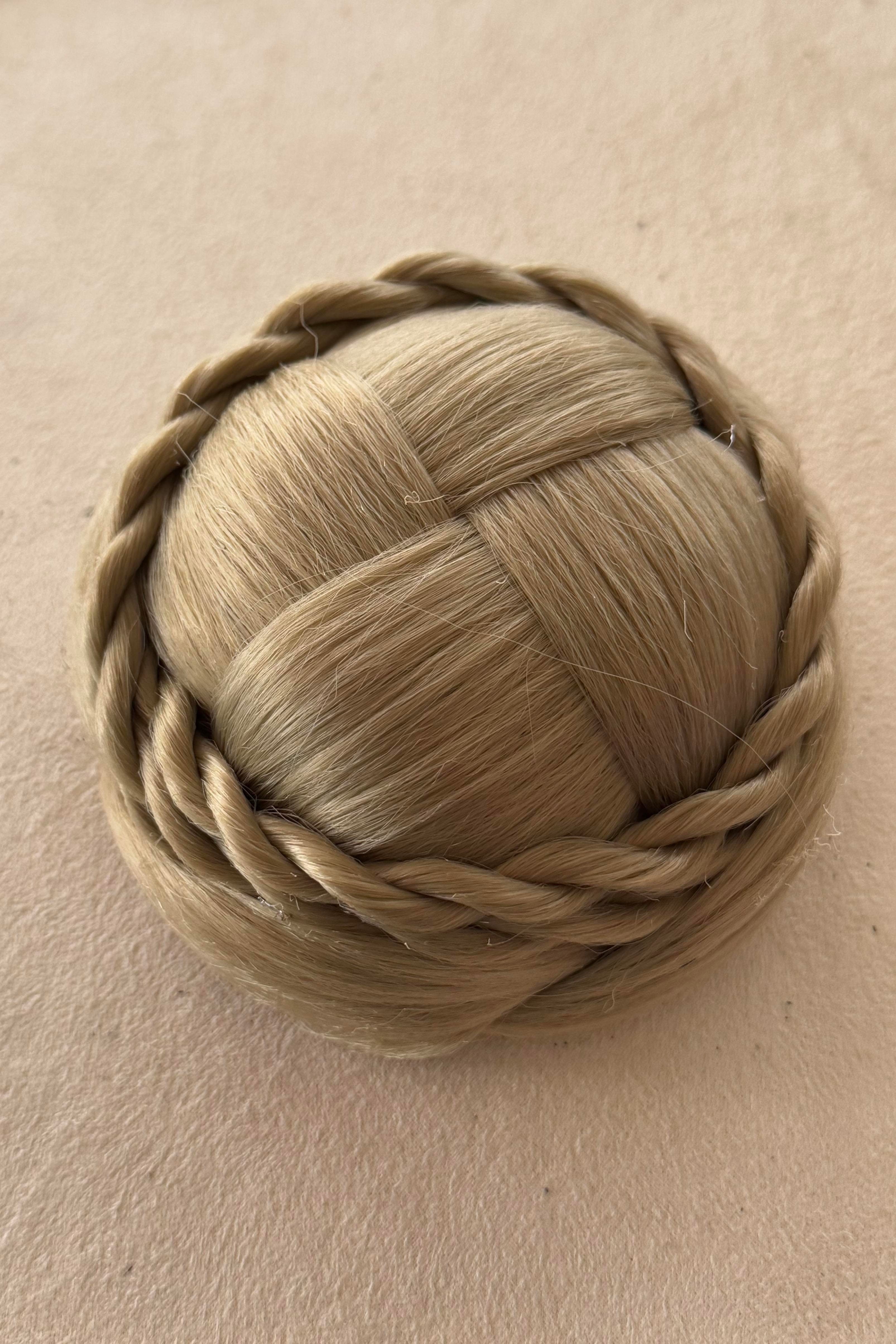 Bal Köpüğü Renk Örgülü Topuz Tokası