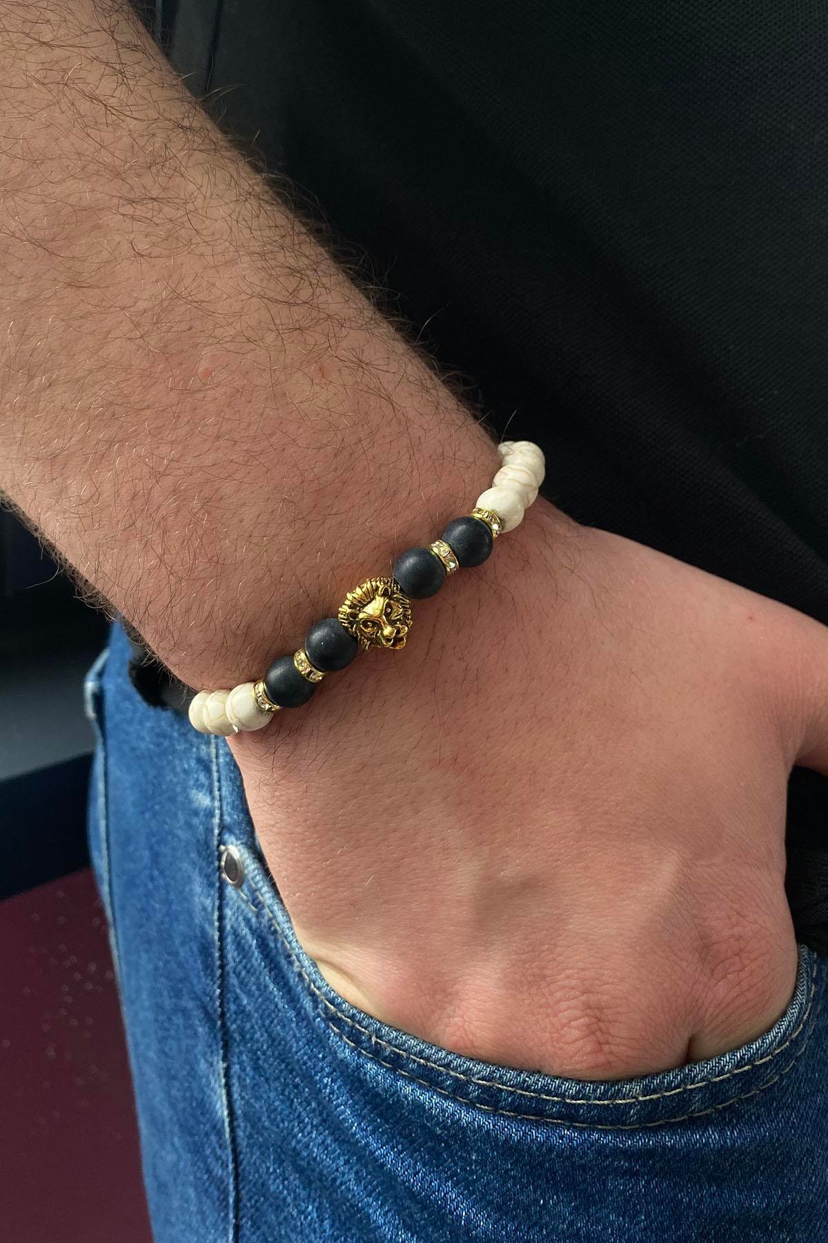 Beyaz Renk Aslan Figürlü Boncuk Detaylı Erkek Bileklik