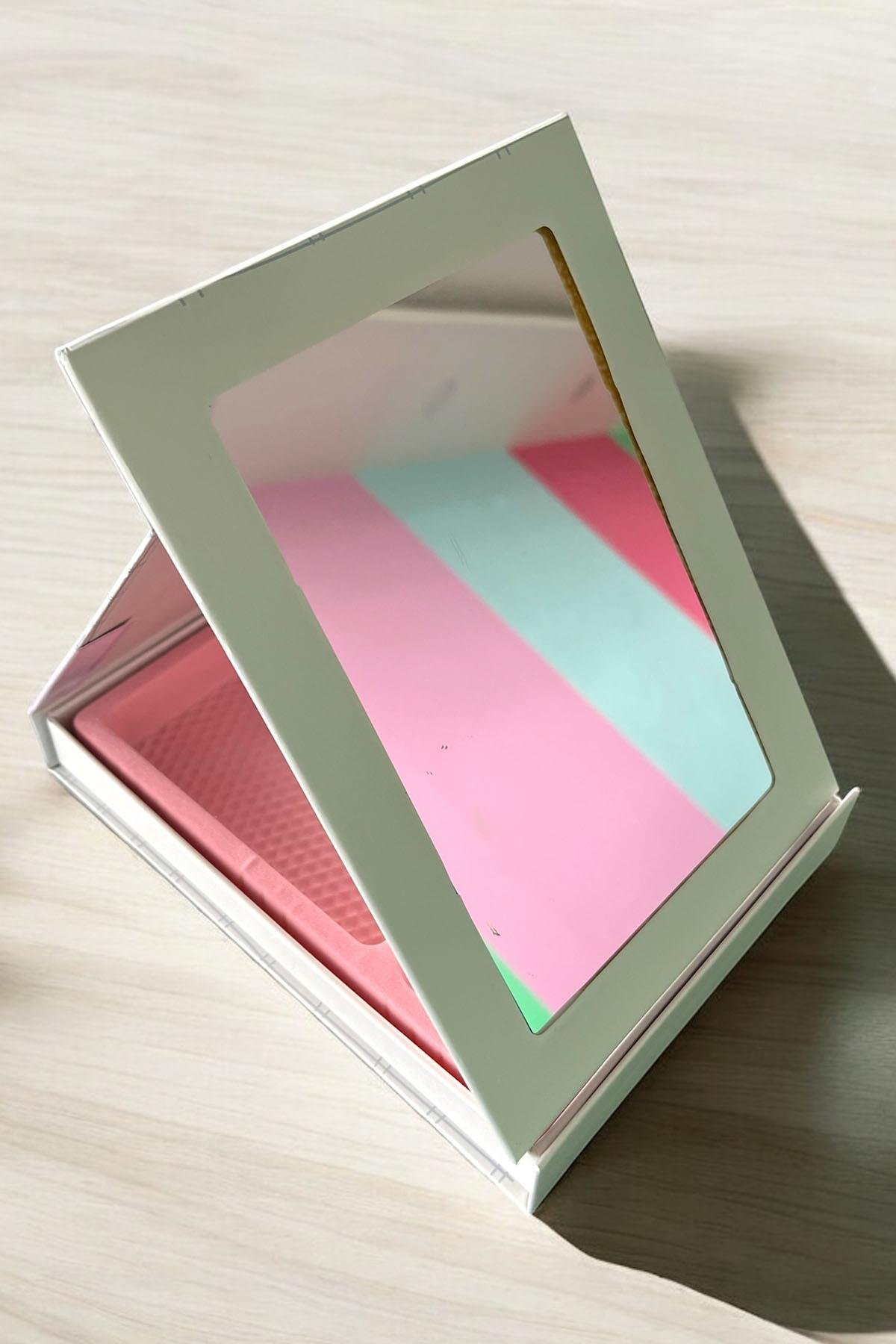 Beyaz Renk Ayna Detaylı Takı Organizeri