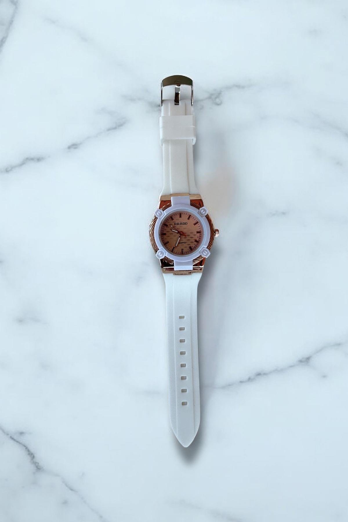 Beyaz Renk Silikon Kordonlu Kadın Saat