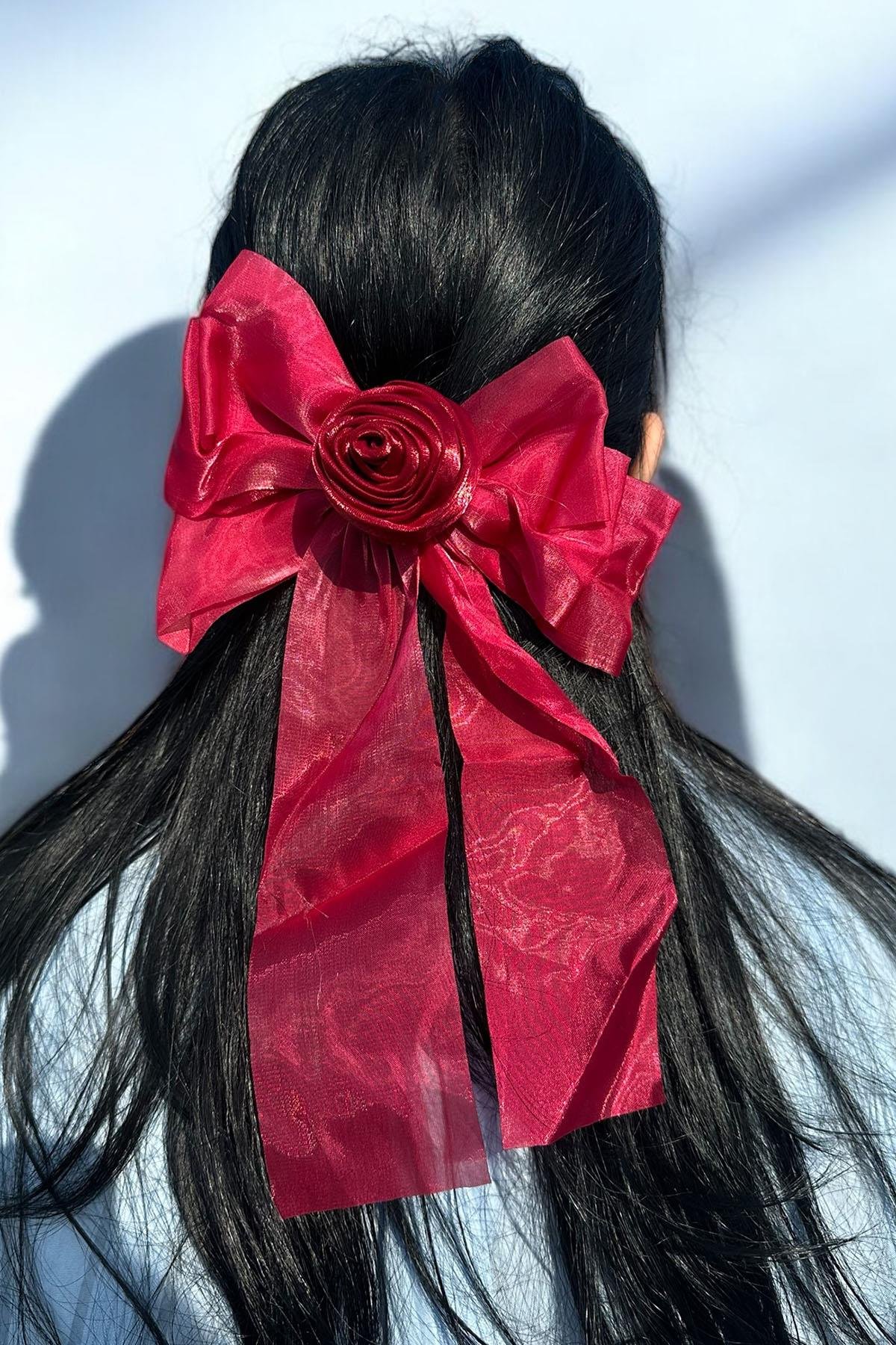 Bordo Gül Figürlü Kurdele Pens Toka