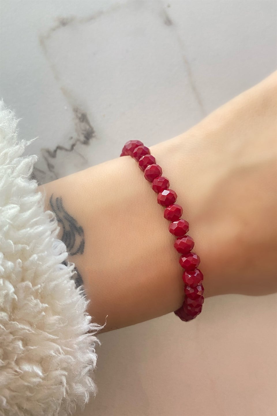 Bordo Renk Boncuk Detaylı Bileklik