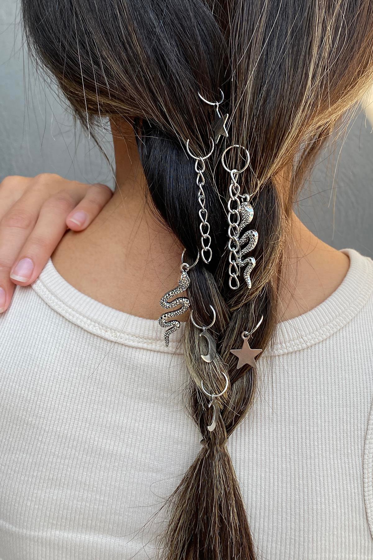 Gümüş Renk 8'li Renkli Yılan Ve Ay,Yıldız Figürlü Saç Küpesi