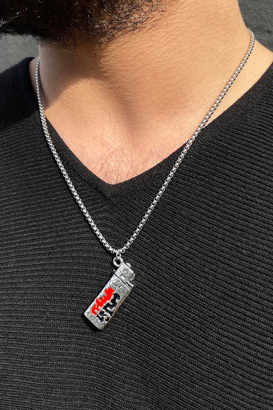Gümüş Renk Çakmak Figürlü Erkek Çelik Kolye