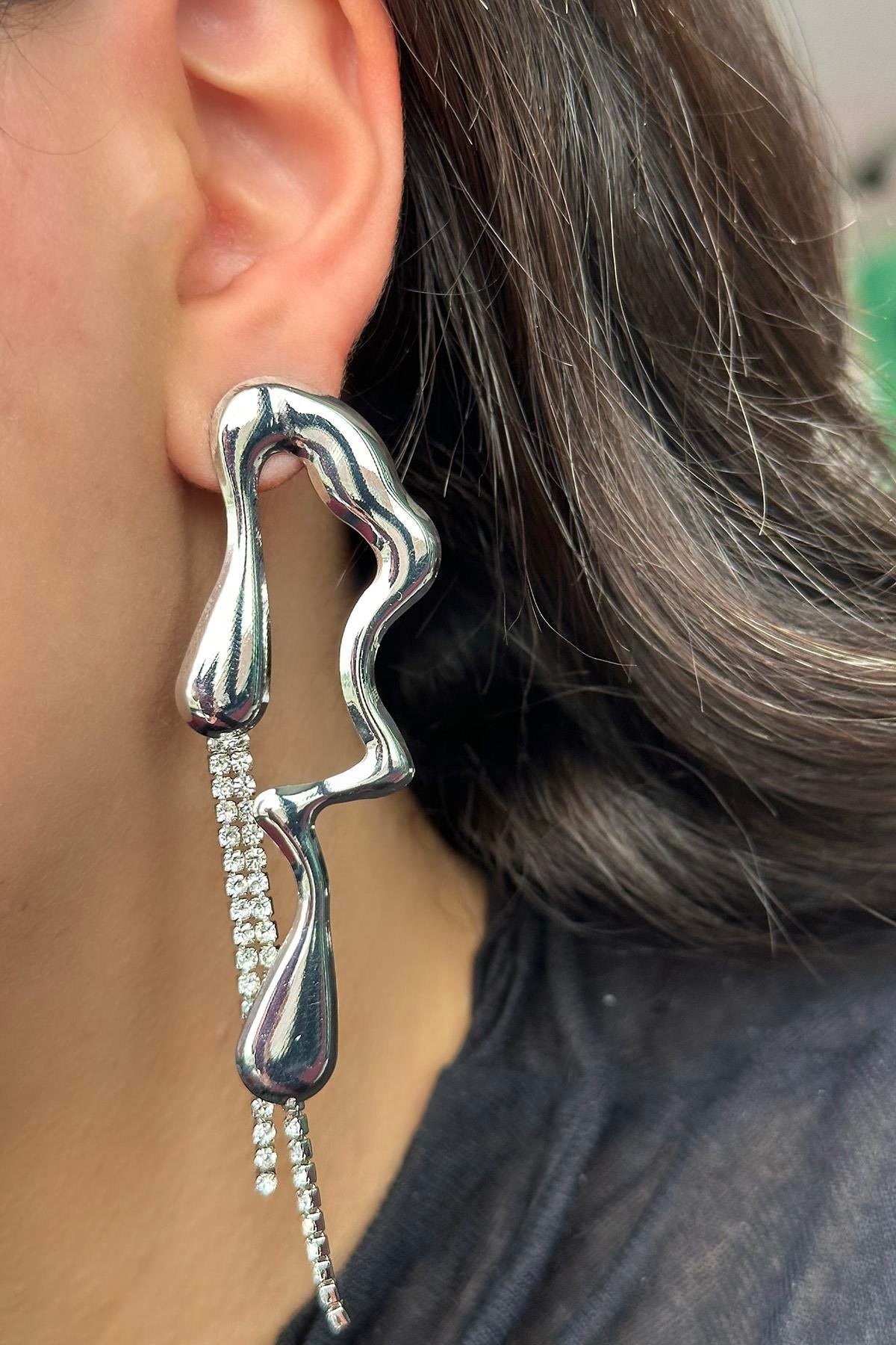 Gümüş Renk İnci Ve Taş Detaylı Abiye Küpe (Çift)