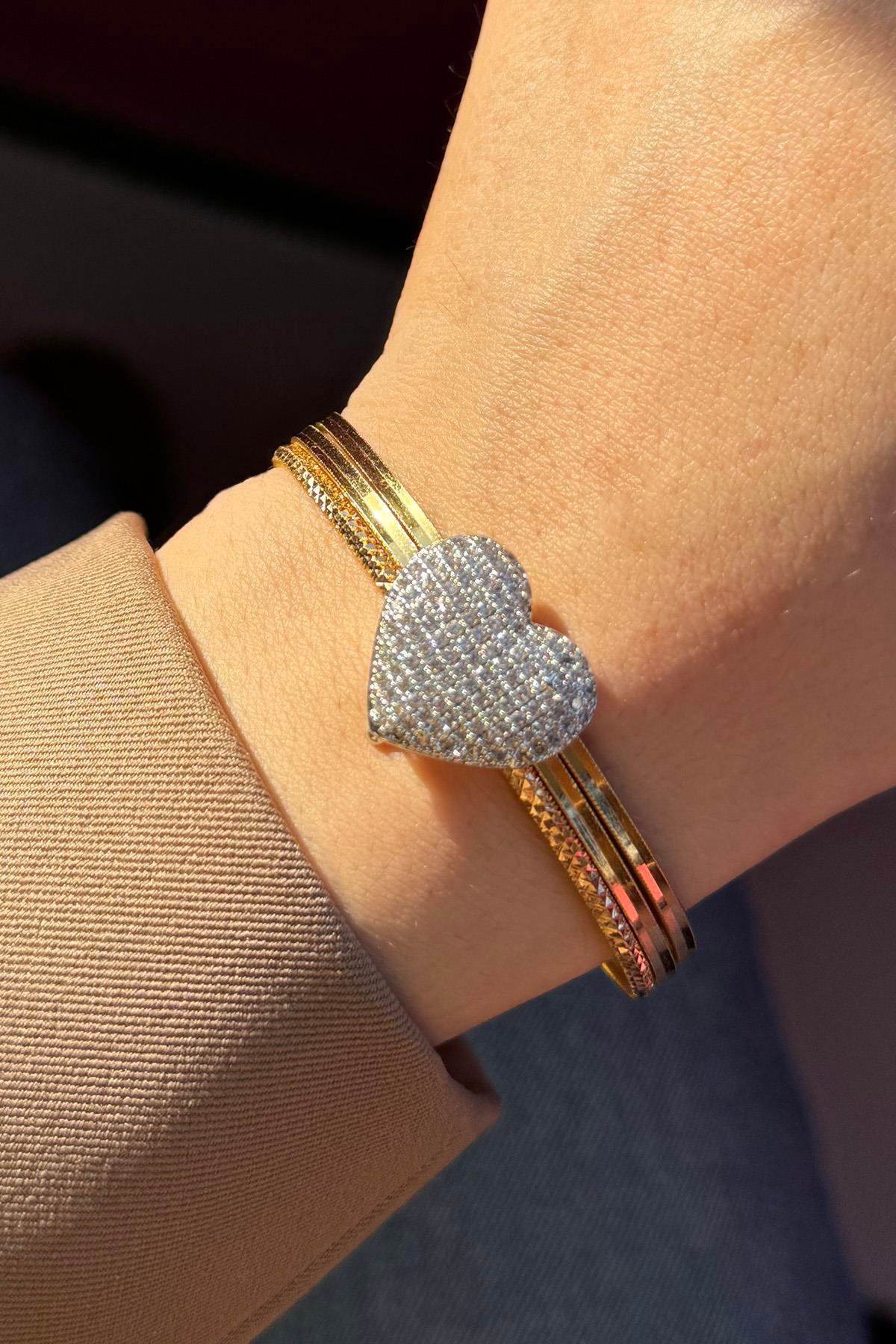 Gümüş Renk Kalp Figürlü Taş Detaylı Ajda Charm / Kolye/ Bileklik Ucu