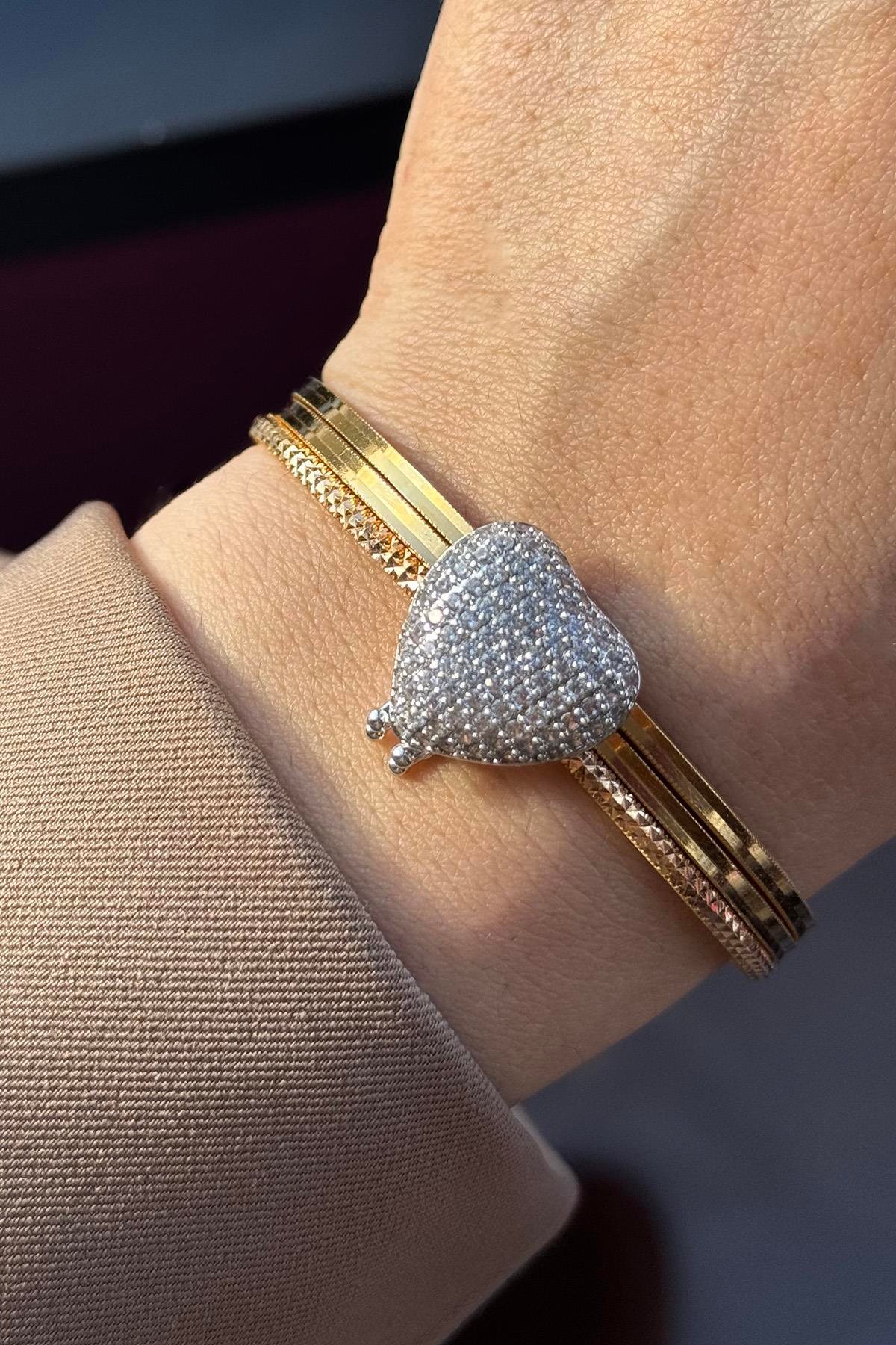 Gümüş Renk Kalp Figürlü Taş Detaylı Ajda Charm / Kolye/ Bileklik Ucu