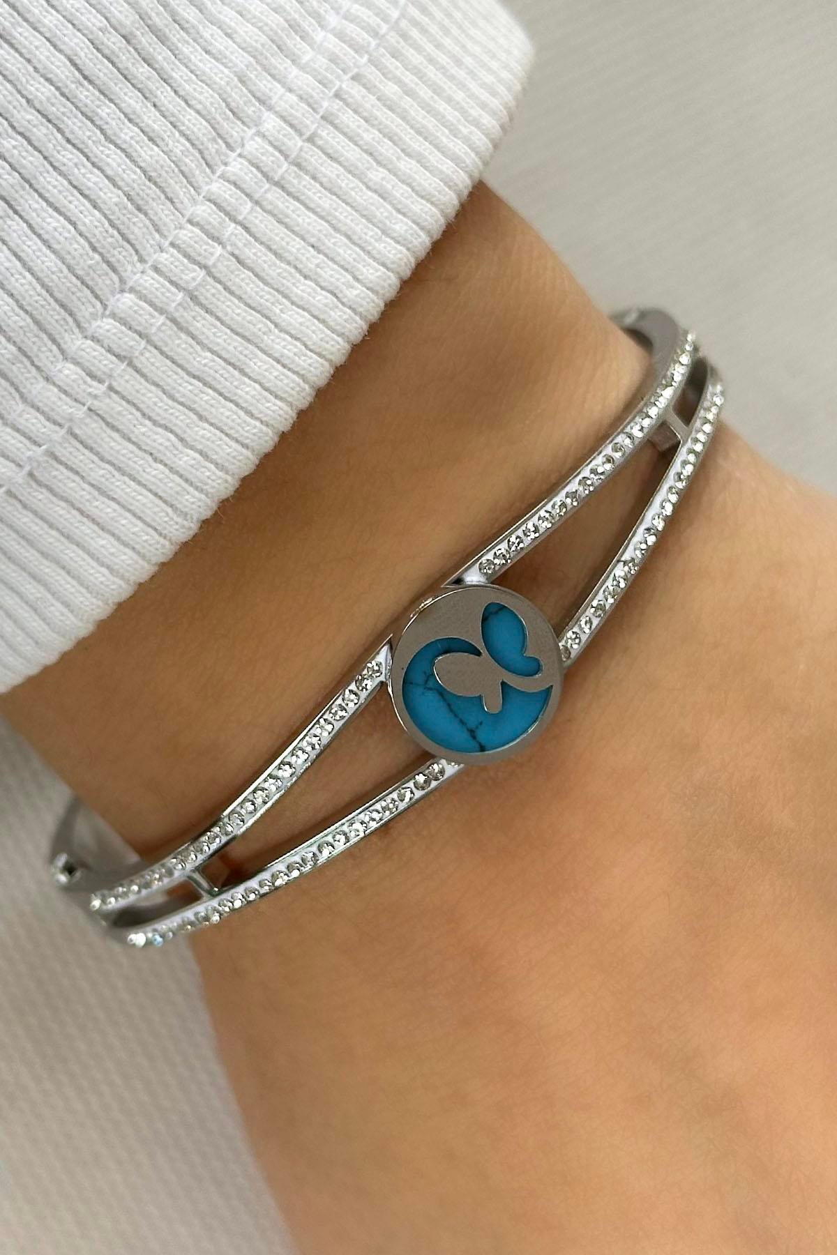 Gümüş Renk Kelebek Figürlü Taş Detaylı Çelik Kelepçe Bileklik