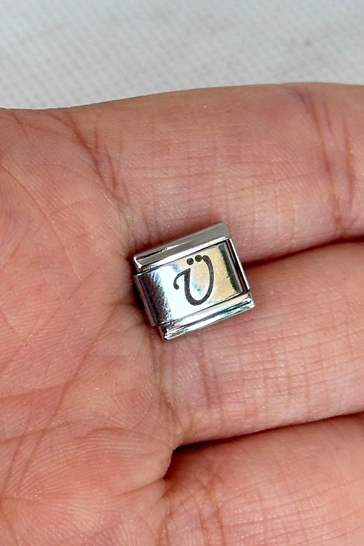 Gümüş Renk Ü Harfli Çelik Nomination Charm (Tek)
