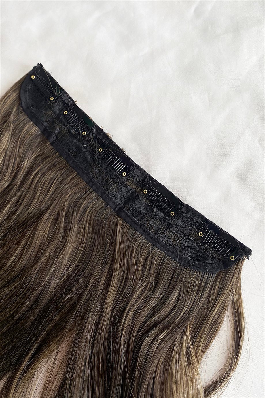 Heat Resistant Half Moon Hair Clip Hair Brown Ombre / Wavy / 60 Cm / 110 Gr / HT2T27